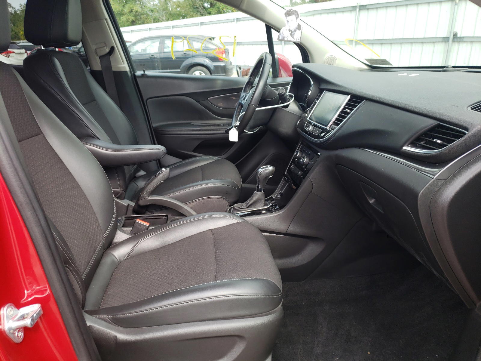 Photo 5 from auction – 2018 BUICK ENCORE PRE with VIN KL4CJASB6JB674166