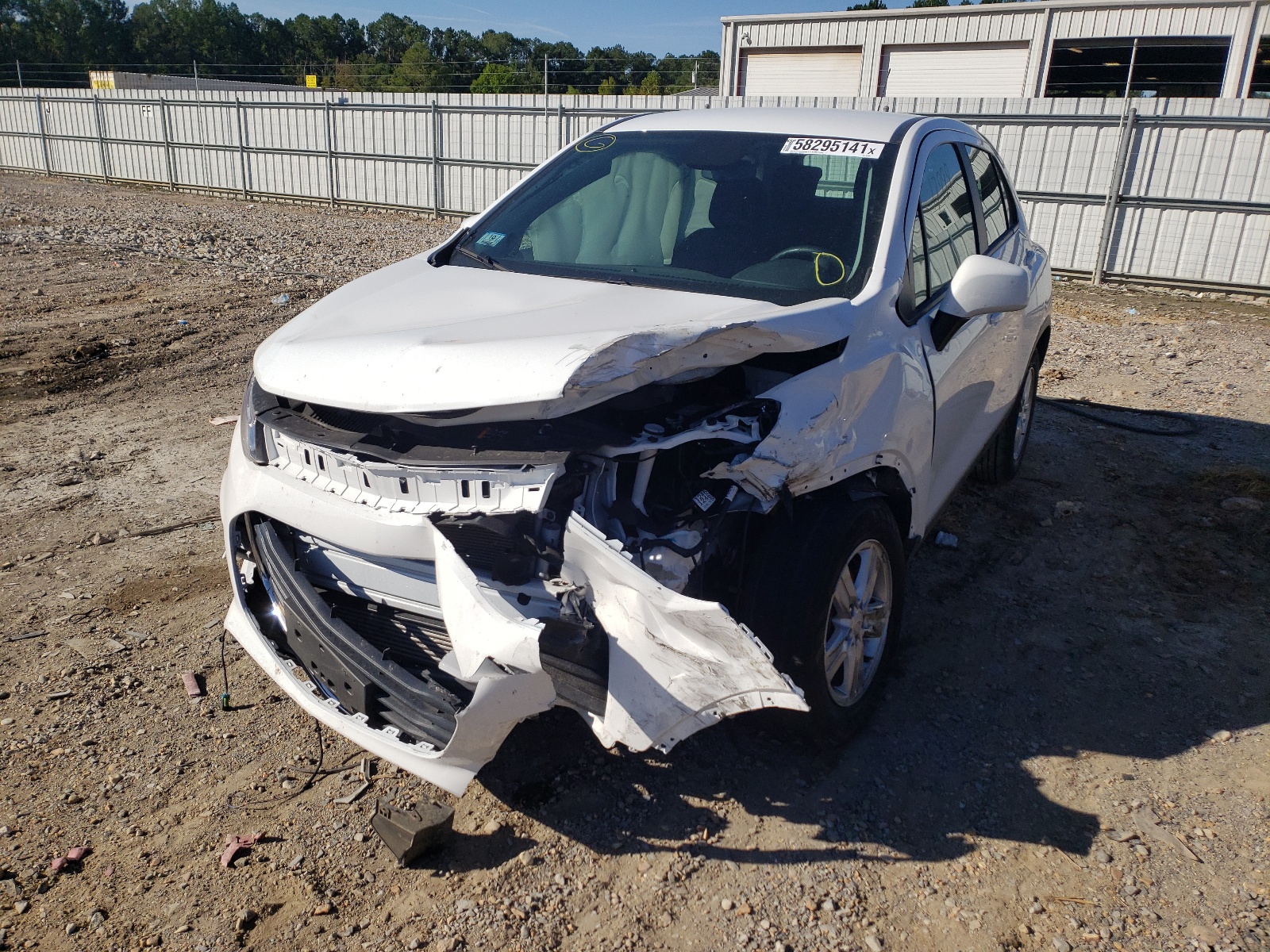 Photo 2 from auction – 2020 CHEVROLET TRAX LS with VIN KL7CJKSB6LB071407