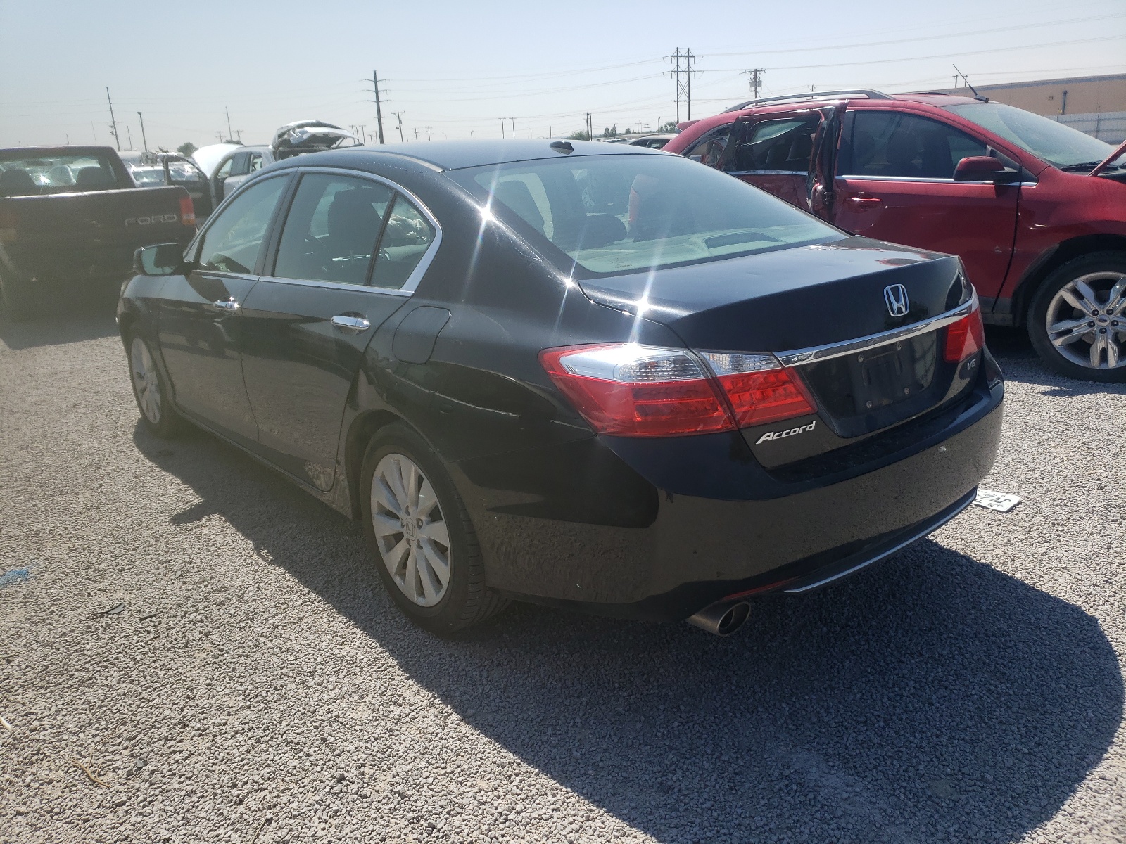 Photo 3 from auction – 2014 HONDA ACCORD EXL with VIN 1HGCR3F8XEA015982