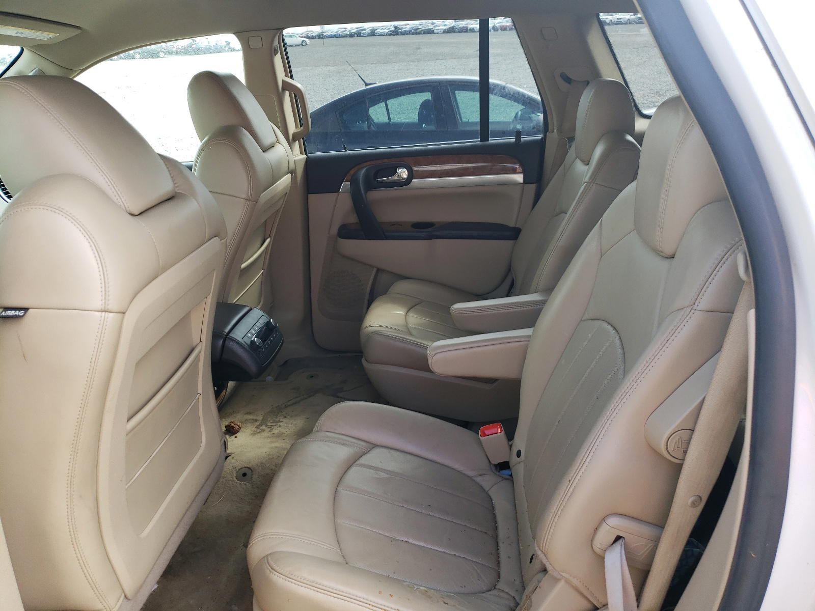 Photo 6 from auction – 2008 BUICK ENCLAVE CX with VIN 5GAEV23798J266149