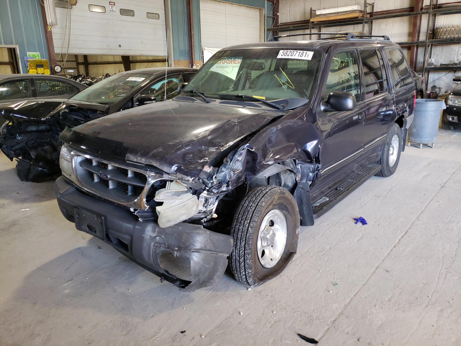Photo 2 from auction – 2001 FORD EXPLORER X with VIN 1FMZU73E61UB04512