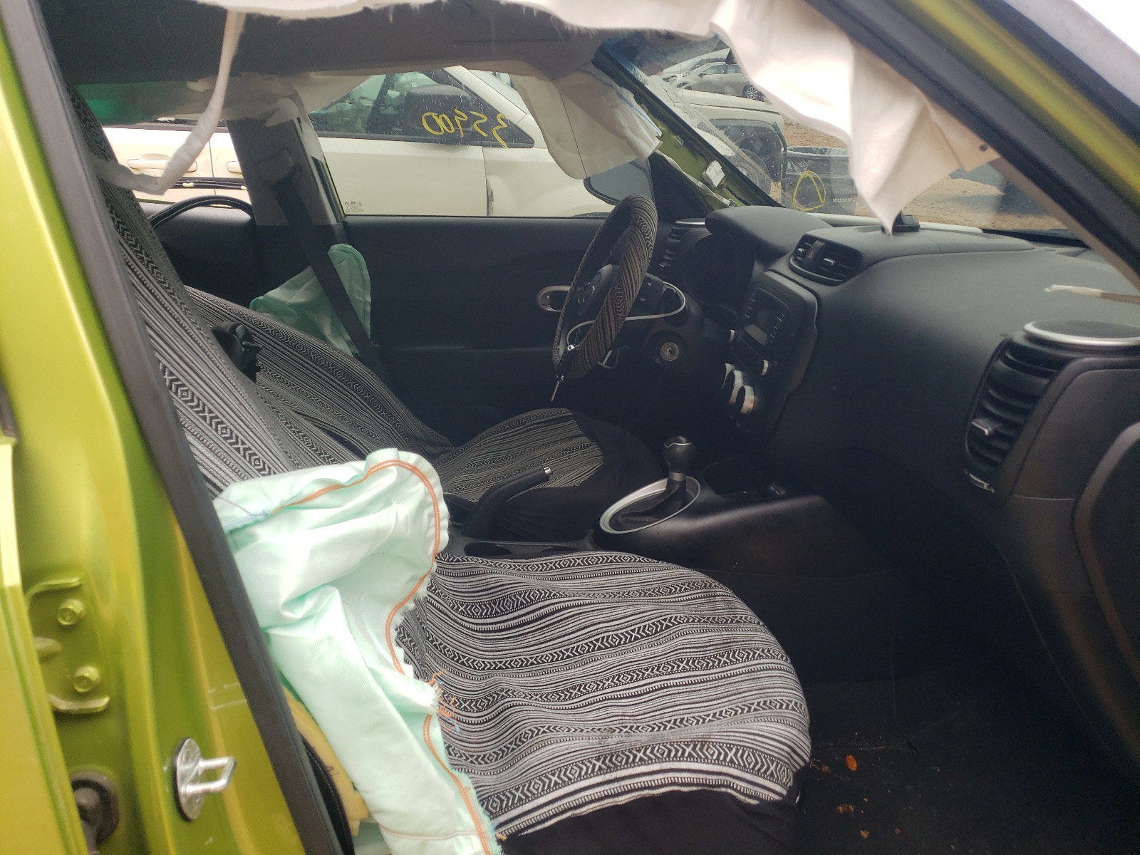 Photo 5 from auction – 2016 KIA SOUL with VIN KNDJN2A27G7826525