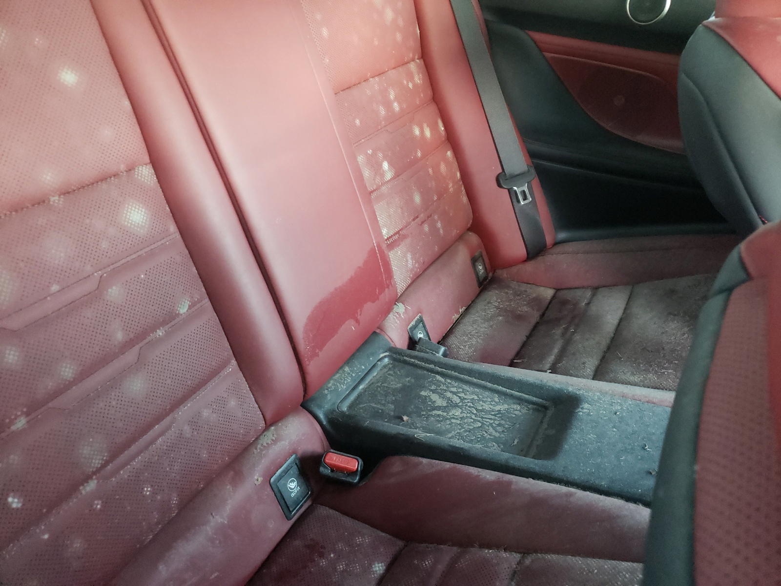 Photo 6 from auction – 2016 LEXUS RC 350 with VIN JTHHE5BC5G5011435