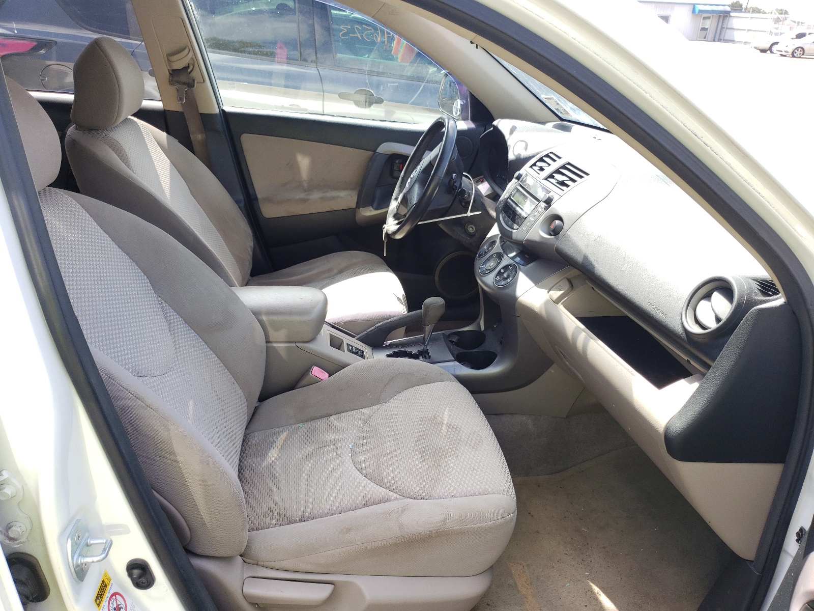 Photo 5 from auction – 2007 TOYOTA RAV4 LIMIT with VIN JTMZD34V775073995
