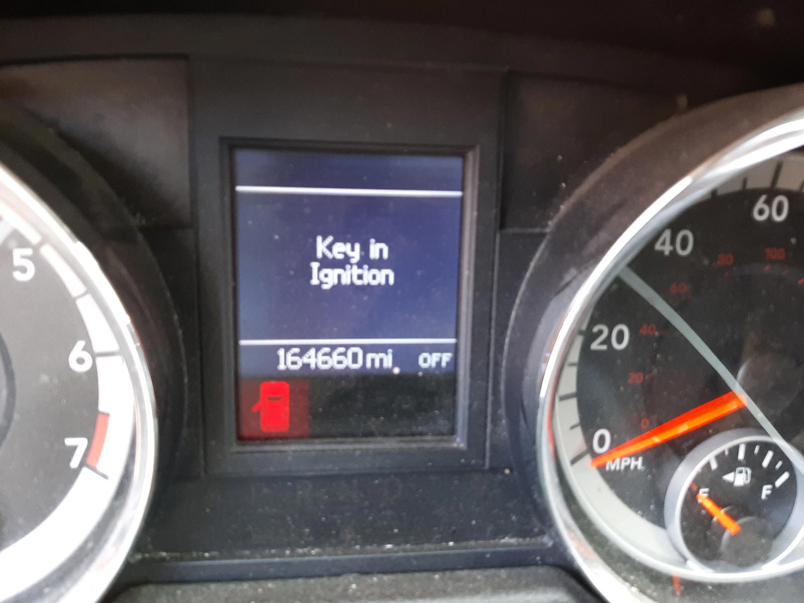Photo 8 from auction – 2012 DODGE CARAVAN with VIN 2C4RDGDG9CR112947