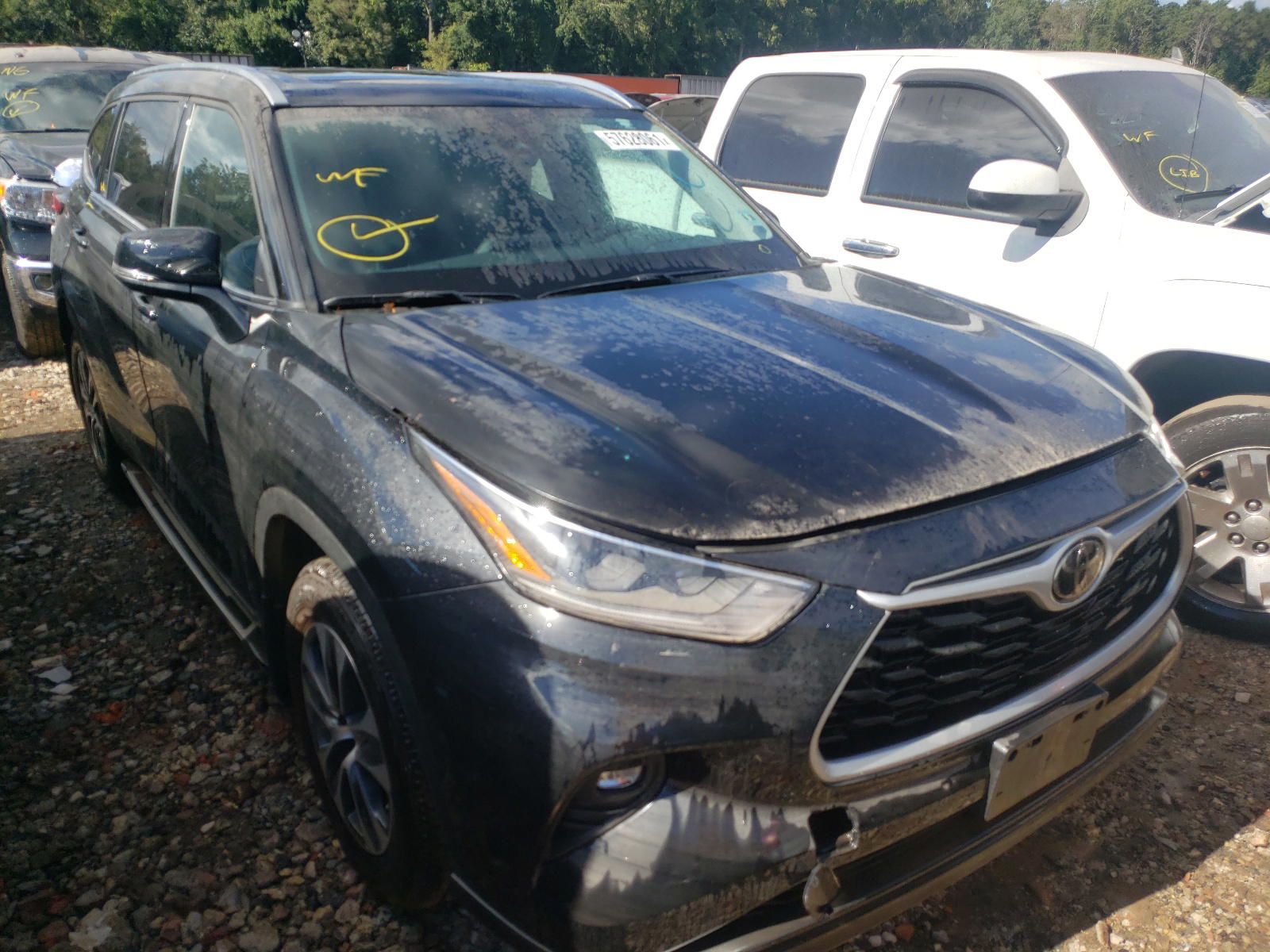 TOYOTA HIGHLANDER 2021 with VIN 5TDGZRBH5MS545495 - Photo from auction