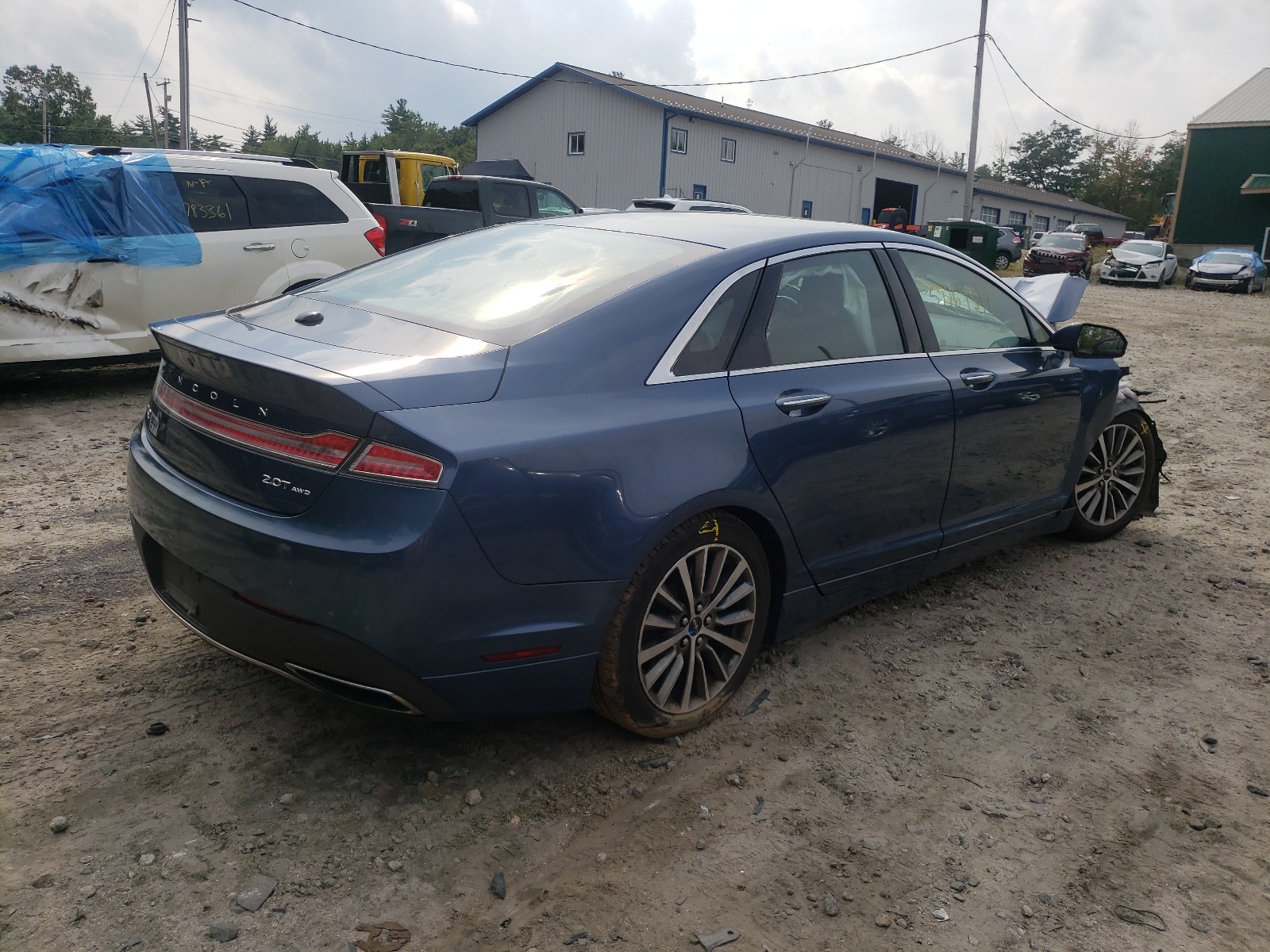 Photo 4 from auction – 2018 LINCOLN MKZ SELECT with VIN 3LN6L5D9XJR619726