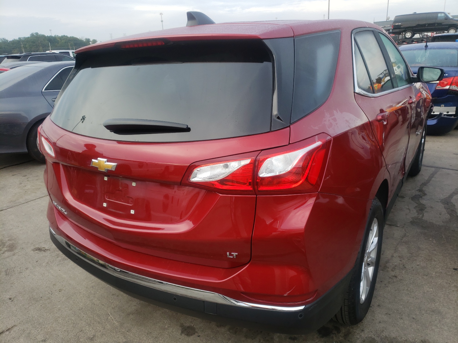 Photo 4 from auction – 2020 CHEVROLET EQUINOX LT with VIN 3GNAXJEV8LS621887