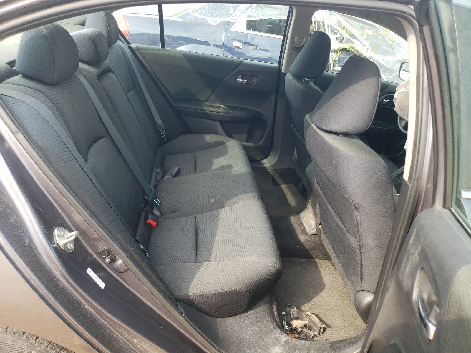 Photo 6 from auction – 2014 HONDA ACCORD LX with VIN 1HGCR2F33EA223863