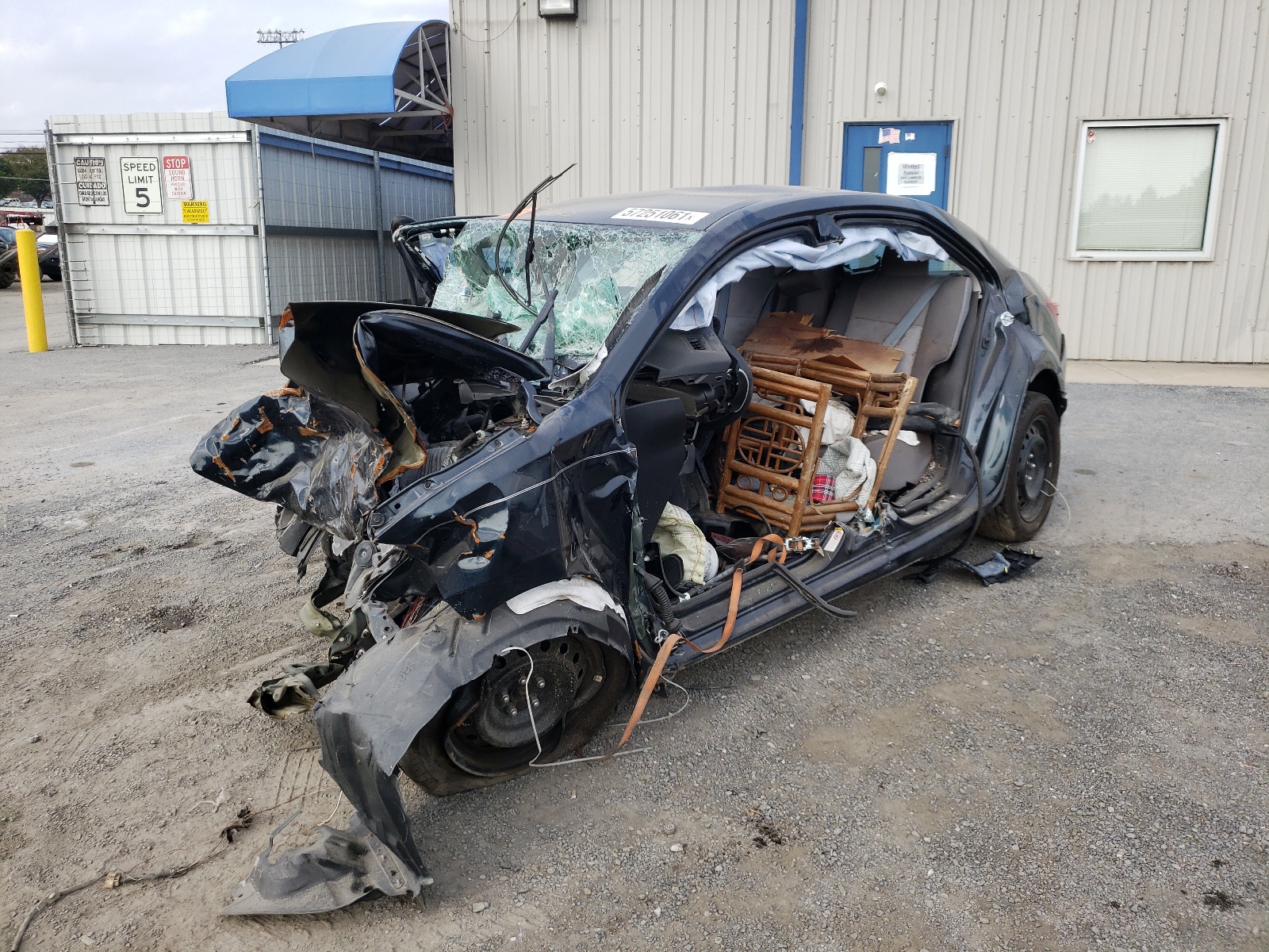 Photo 2 from auction – 2018 TOYOTA COROLLA L with VIN 2T1BURHE4JC120506