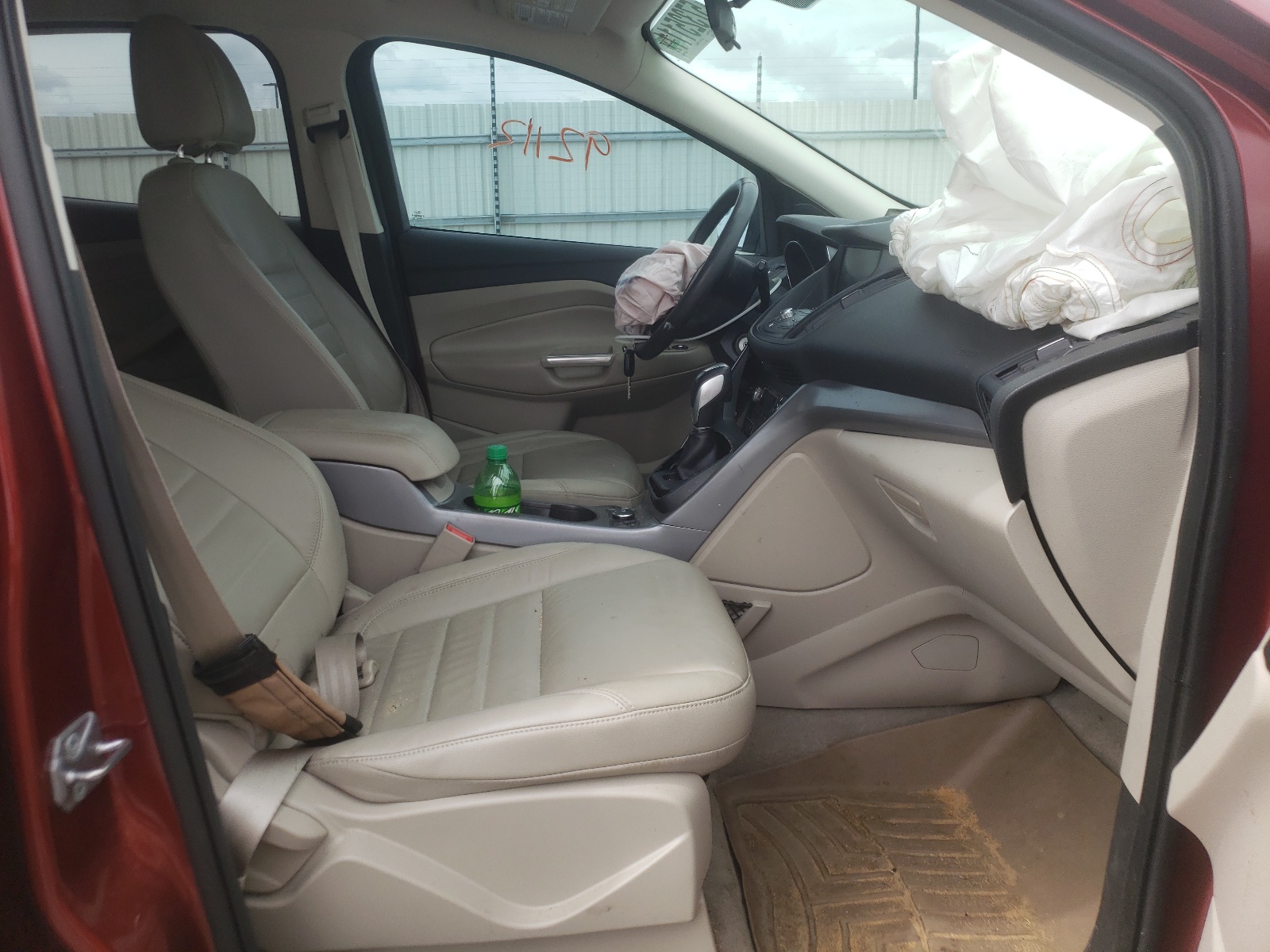 Zdjęcie 5 z aukcji – 2015 FORD ESCAPE z VIN 1FMCU0GX1FUB88013