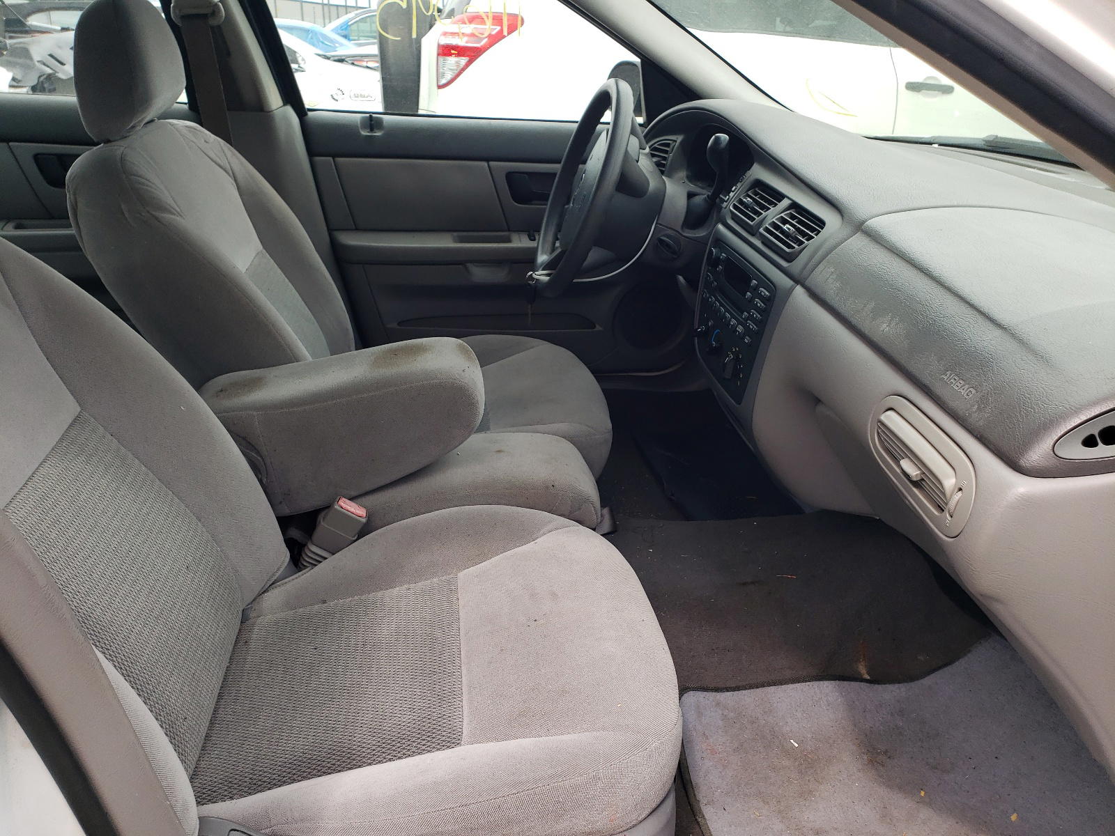 Photo 5 from auction – 2004 FORD TAURUS SES with VIN 1FAFP55S54G160522
