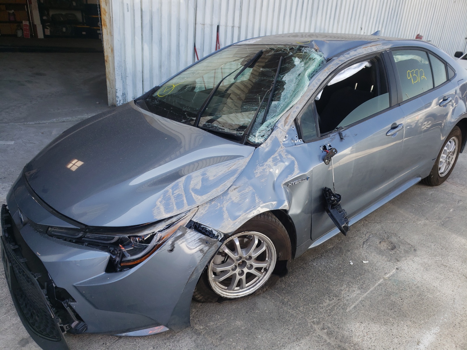 Photo 9 from auction – 2021 TOYOTA COROLLA LE with VIN JTDEAMDE7MJ027759