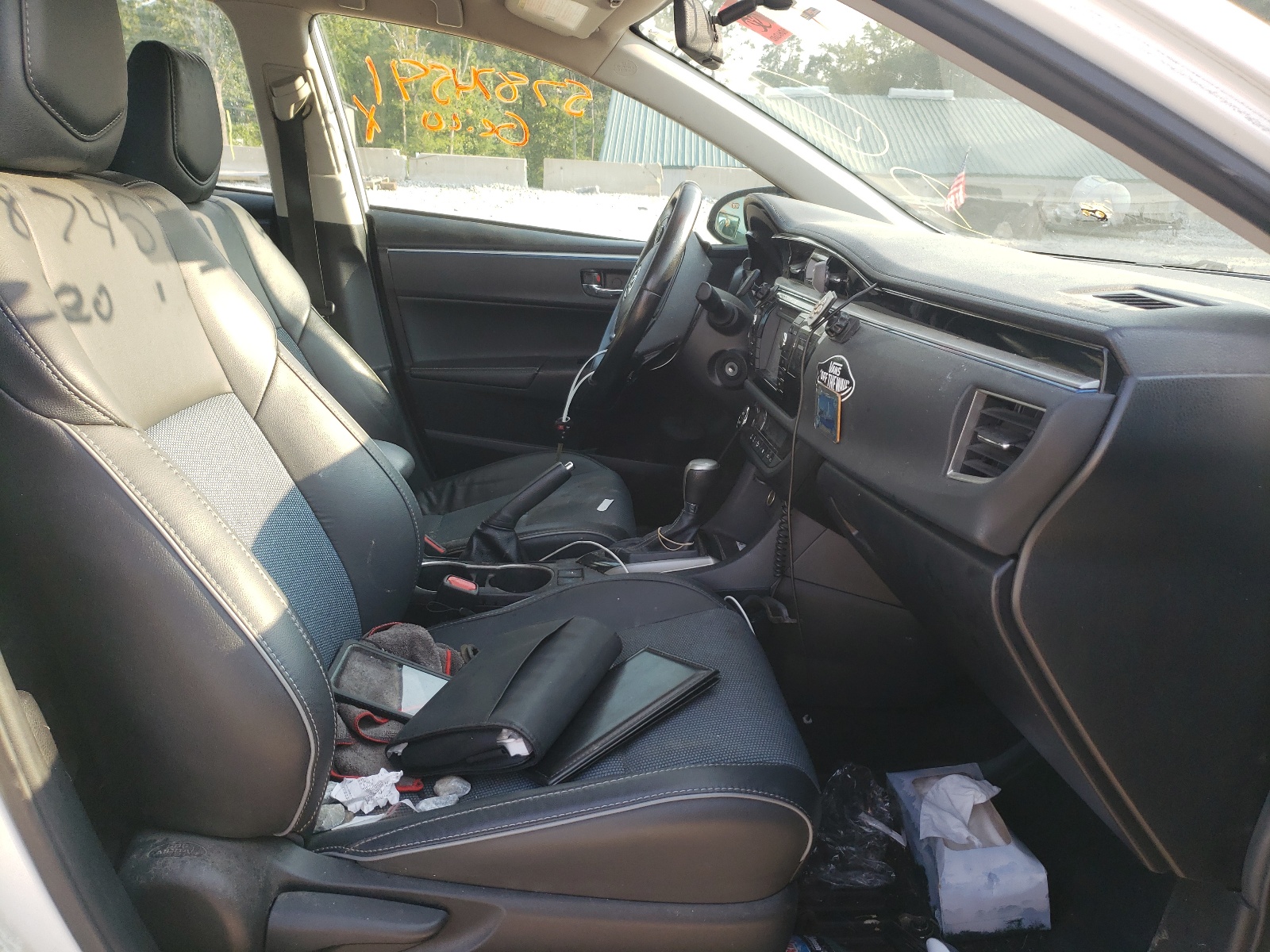 Photo 5 from auction – 2014 TOYOTA COROLLA L with VIN 2T1BURHE5EC220491