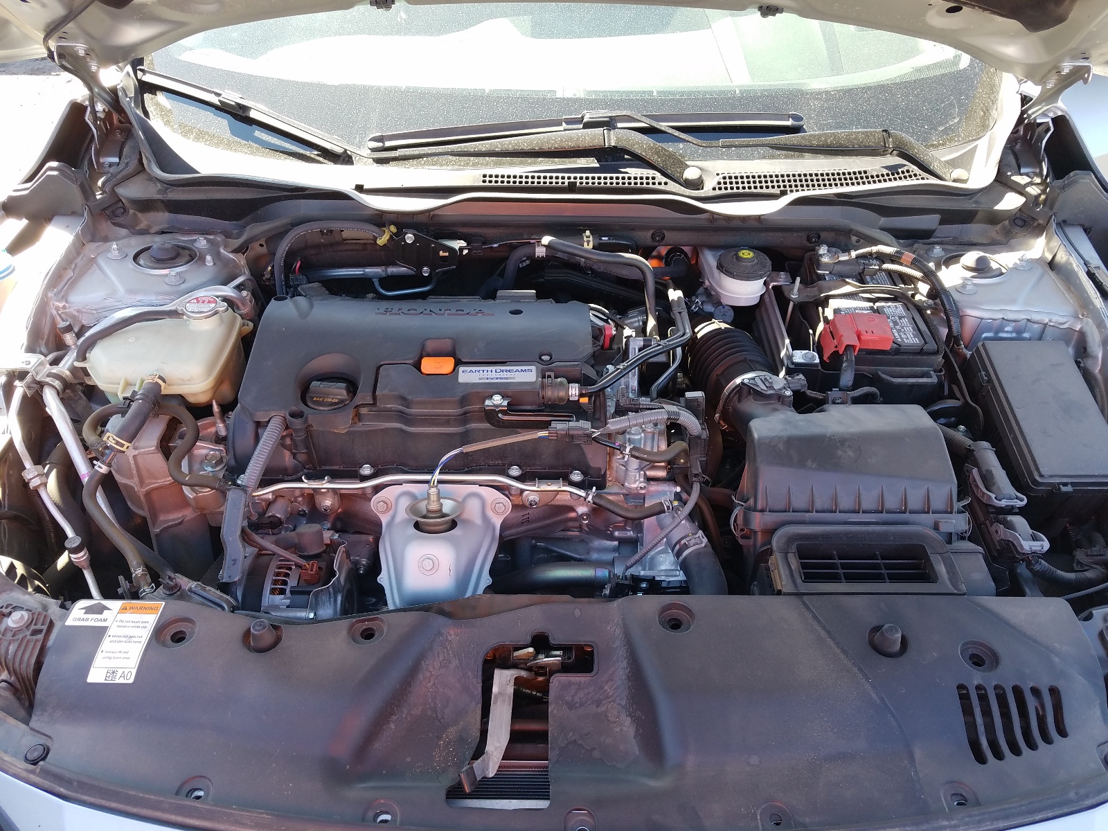 Photo 7 from auction – 2019 HONDA CIVIC LX with VIN 19XFC2F69KE202046