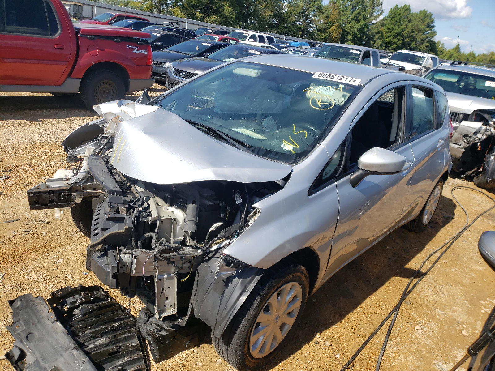 Photo 2 from auction – 2016 NISSAN VERSA NOTE with VIN 3N1CE2CP4GL398574