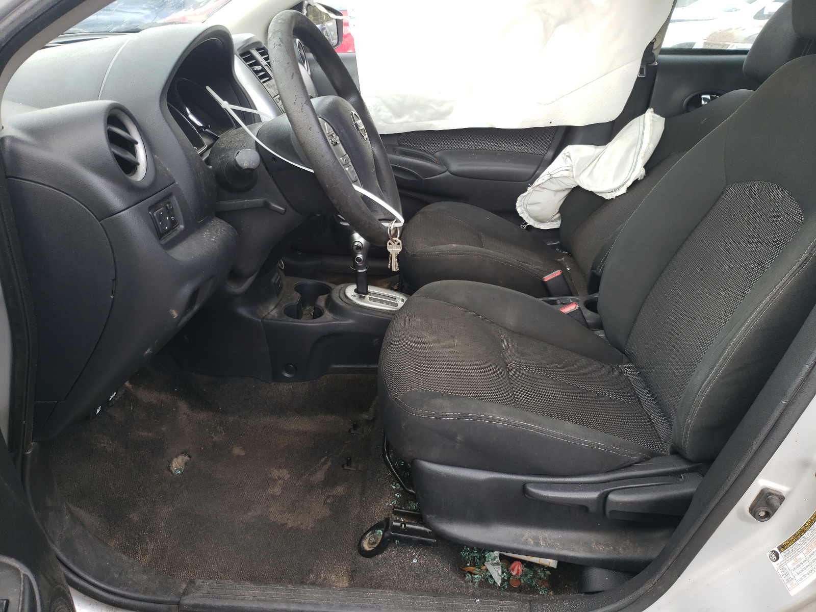 Photo 5 from auction – 2017 NISSAN VERSA S with VIN 3N1CN7AP8HL859664