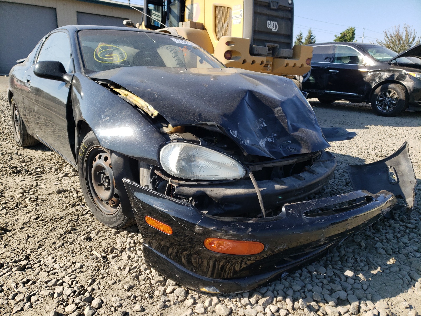 MAZDA MX-3 GS 1992 with VIN JM1EC4326N0117381 - Photo from auction
