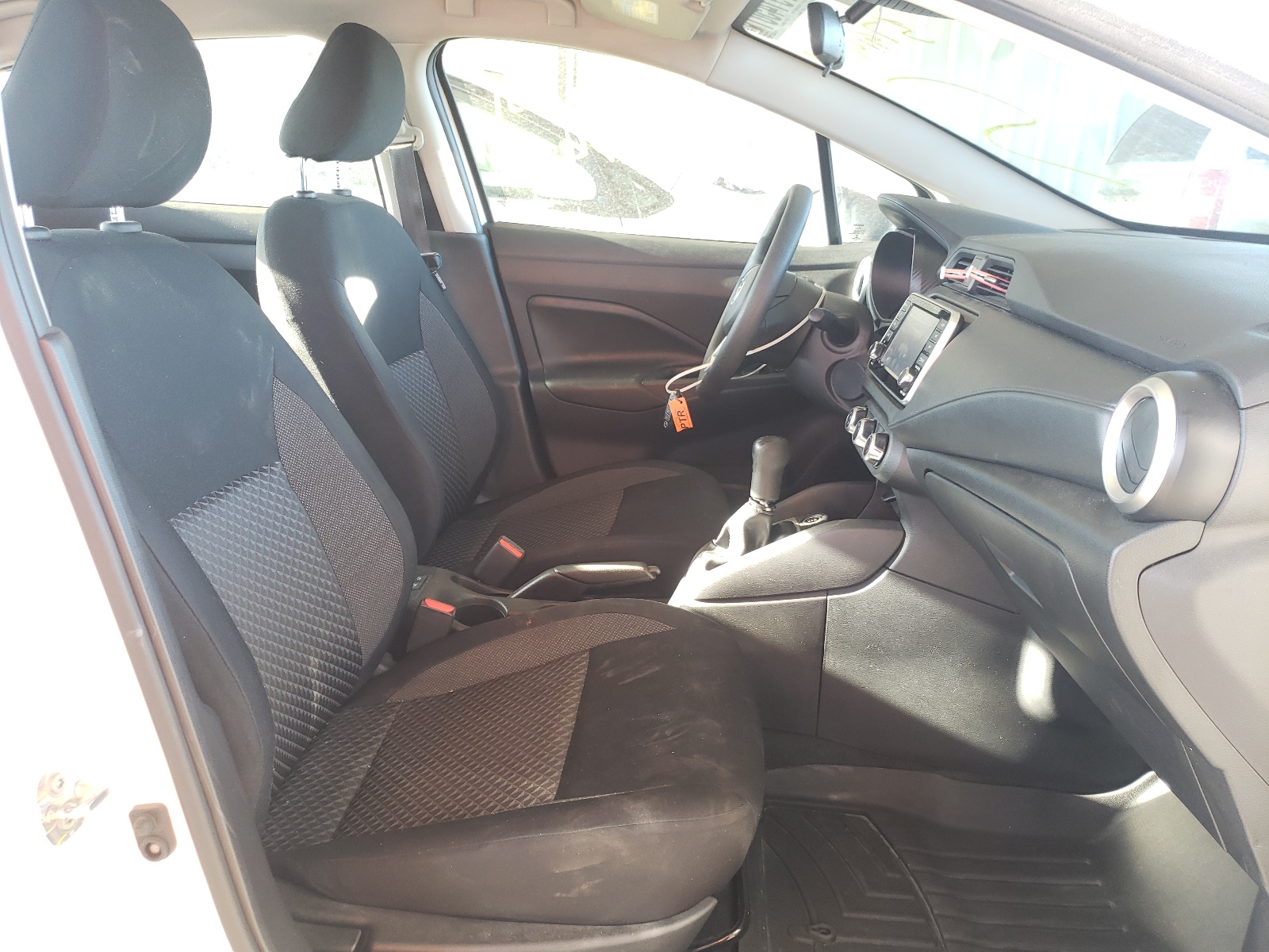 Photo 5 from auction – 2020 NISSAN VERSA S with VIN 3N1CN8BV0LL843891
