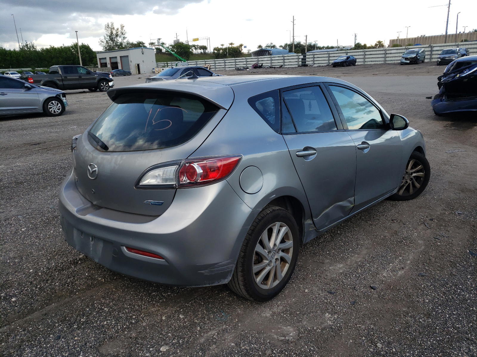 Photo 4 from auction – 2012 MAZDA 3 I with VIN JM1BL1L78C1532884
