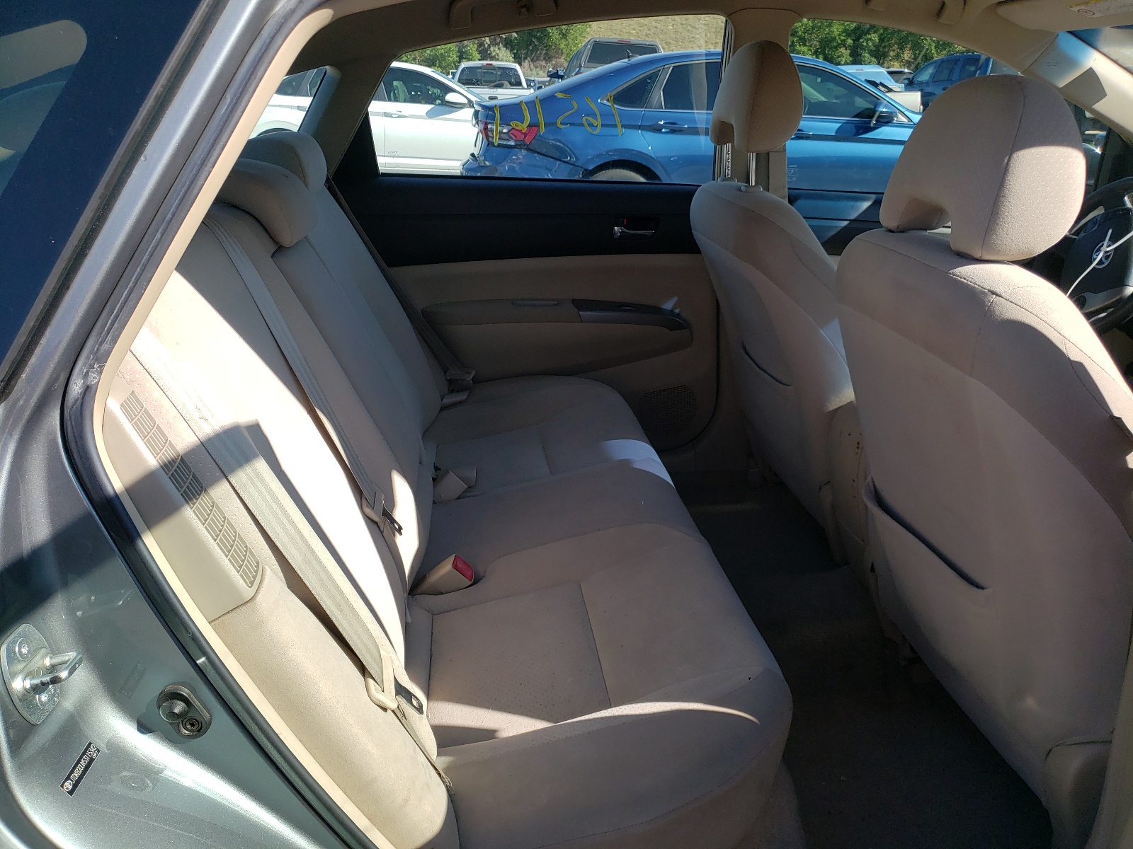 Photo 6 from auction – 2005 TOYOTA PRIUS with VIN JTDKB20UX53115342