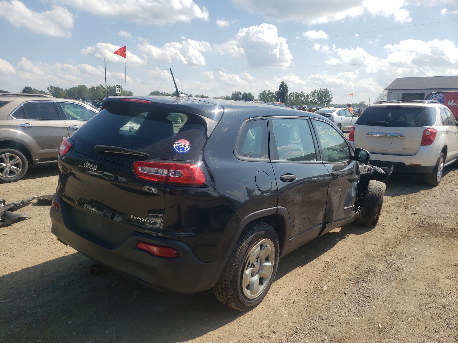 Photo 4 from auction – 2014 JEEP CHEROKEE S with VIN 1C4PJLABXEW212583