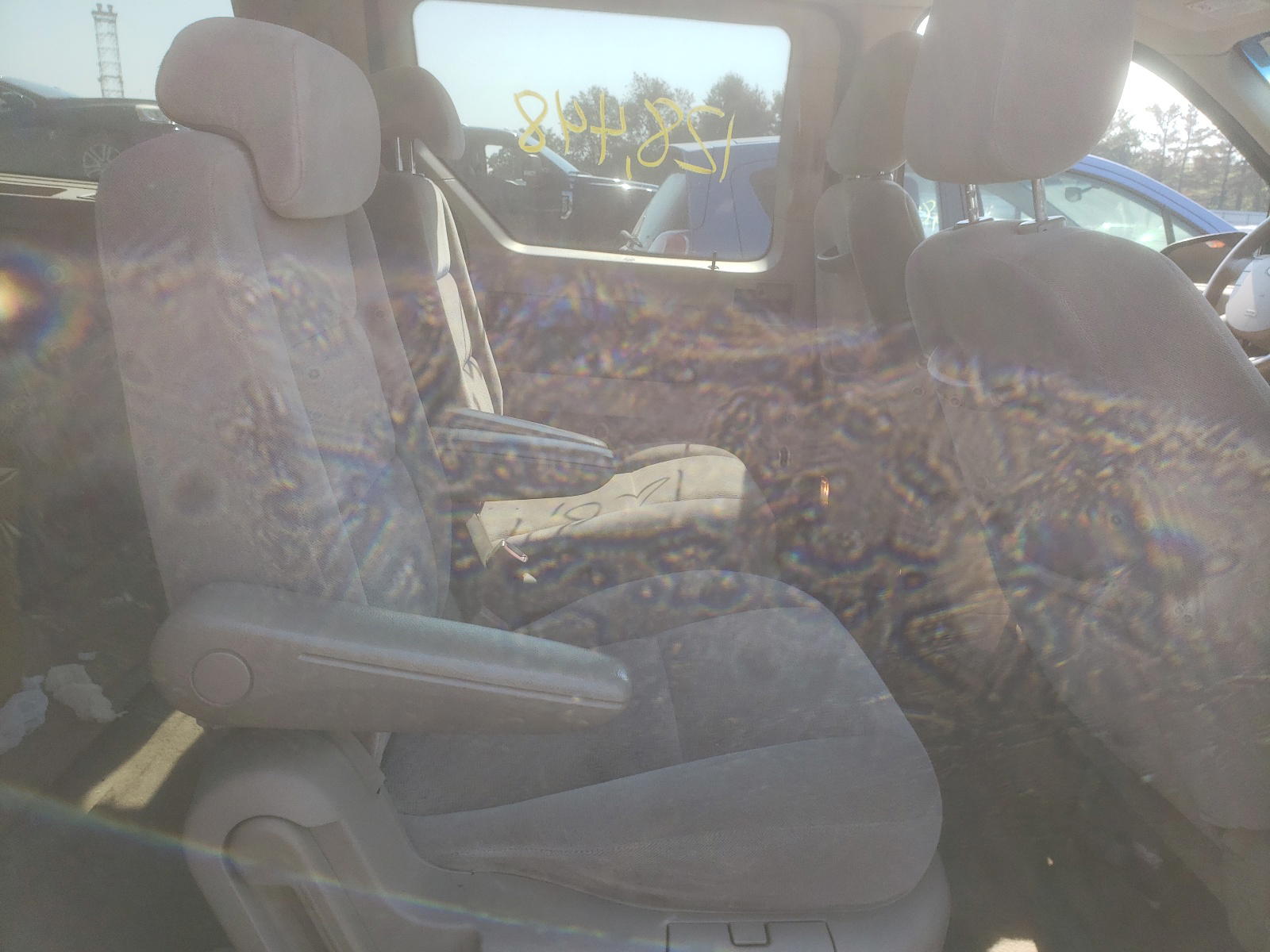 Photo 6 from auction – 2004 FORD FREESTAR S with VIN 2FMZA52254BB16875