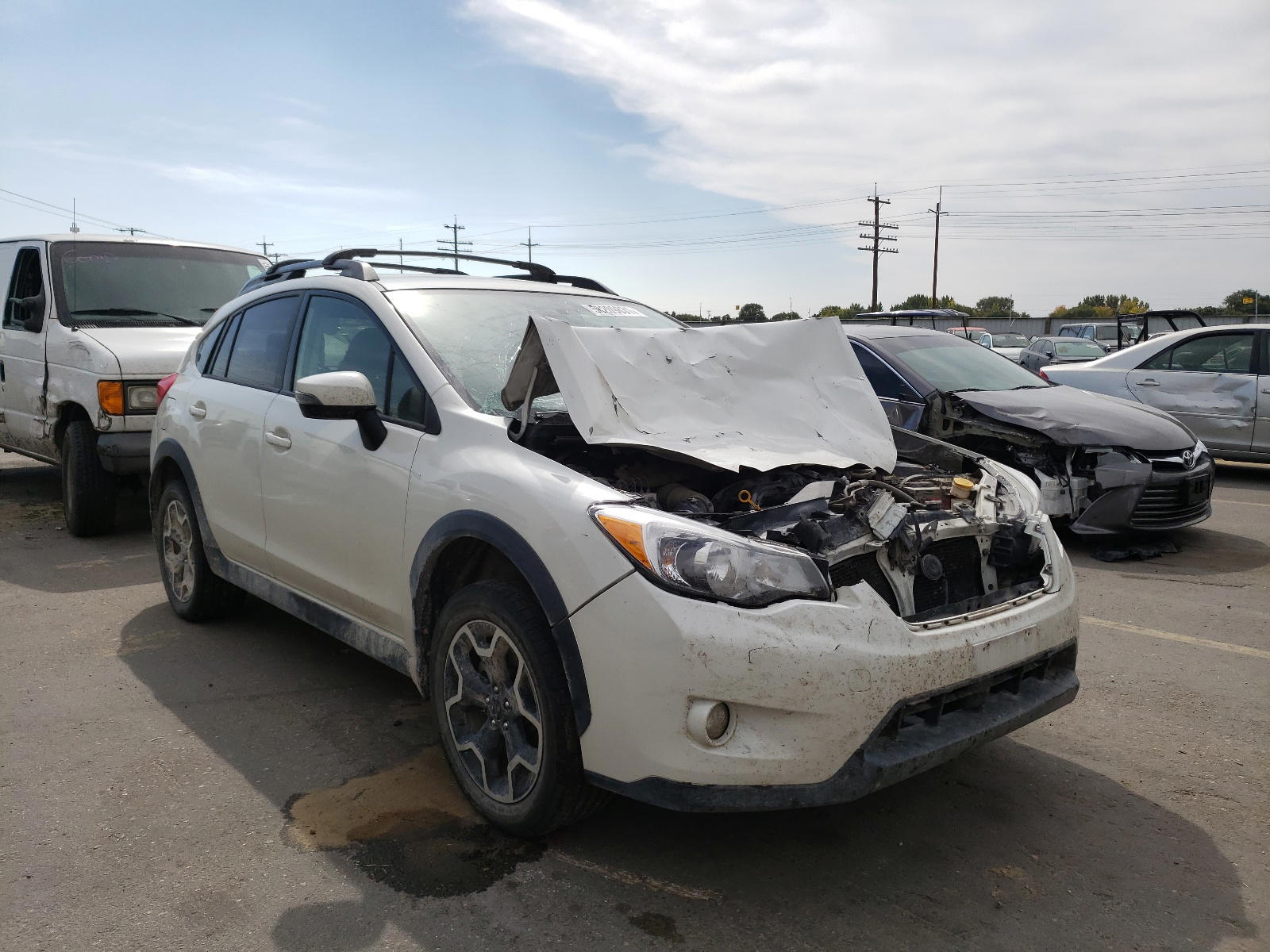 SUBARU XV CROSSTR 2015 with VIN JF2GPAMC5F8301329 - Photo from auction