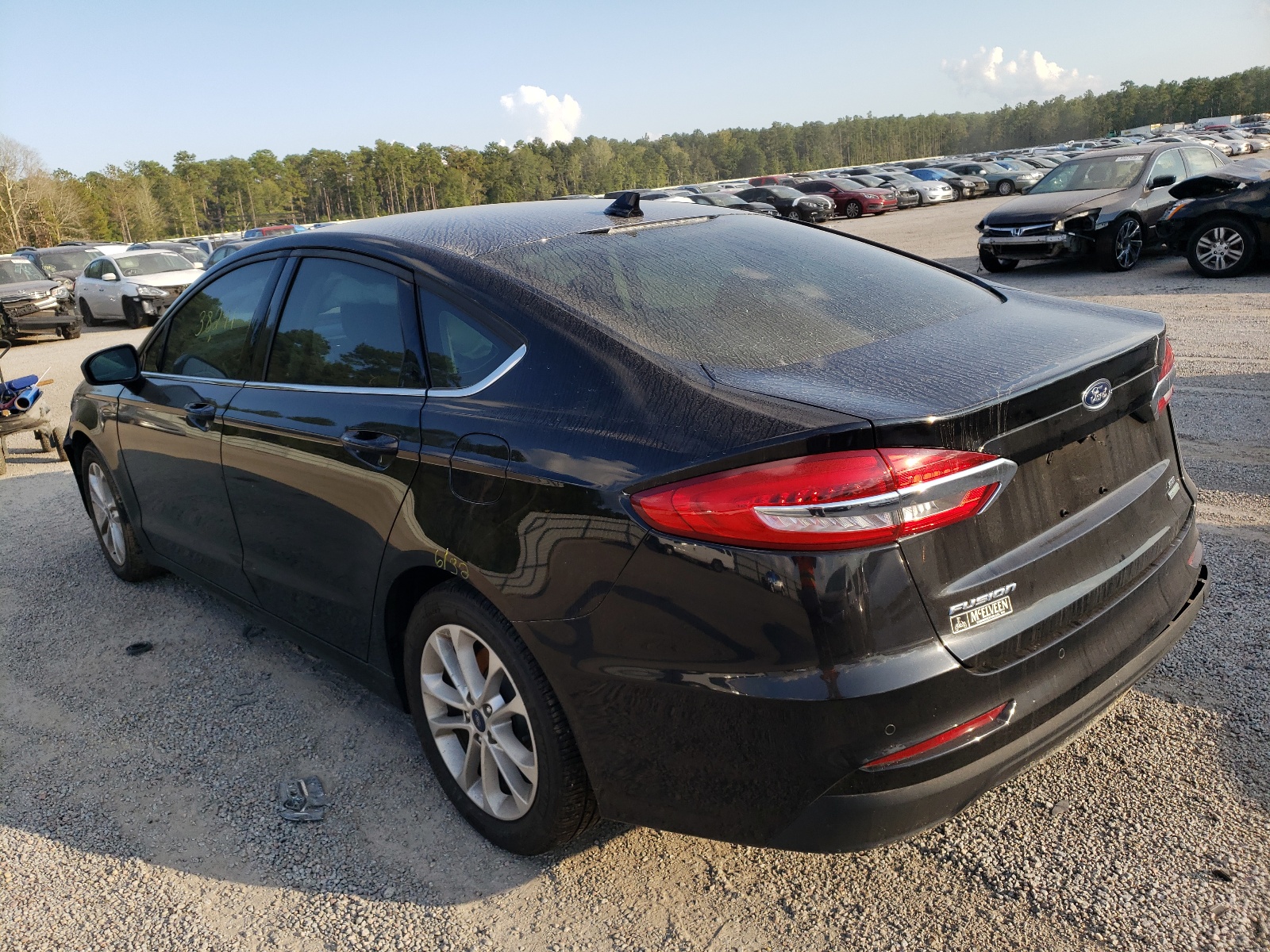Photo 3 from auction – 2019 FORD FUSION SE with VIN 3FA6P0HD6KR229255