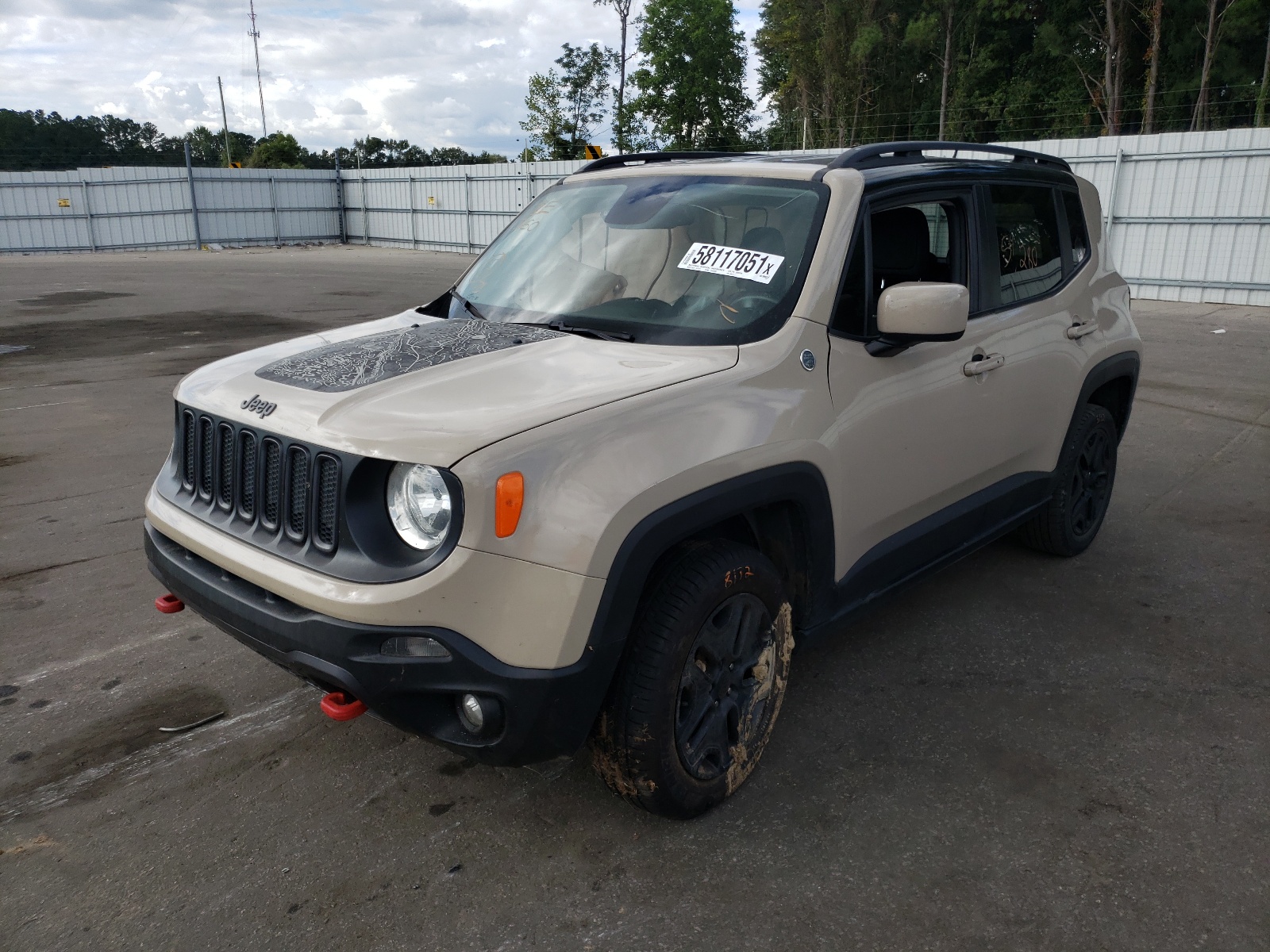 Photo 2 from auction – 2017 JEEP RENEGADE T with VIN ZACCJBCB2HPE89171