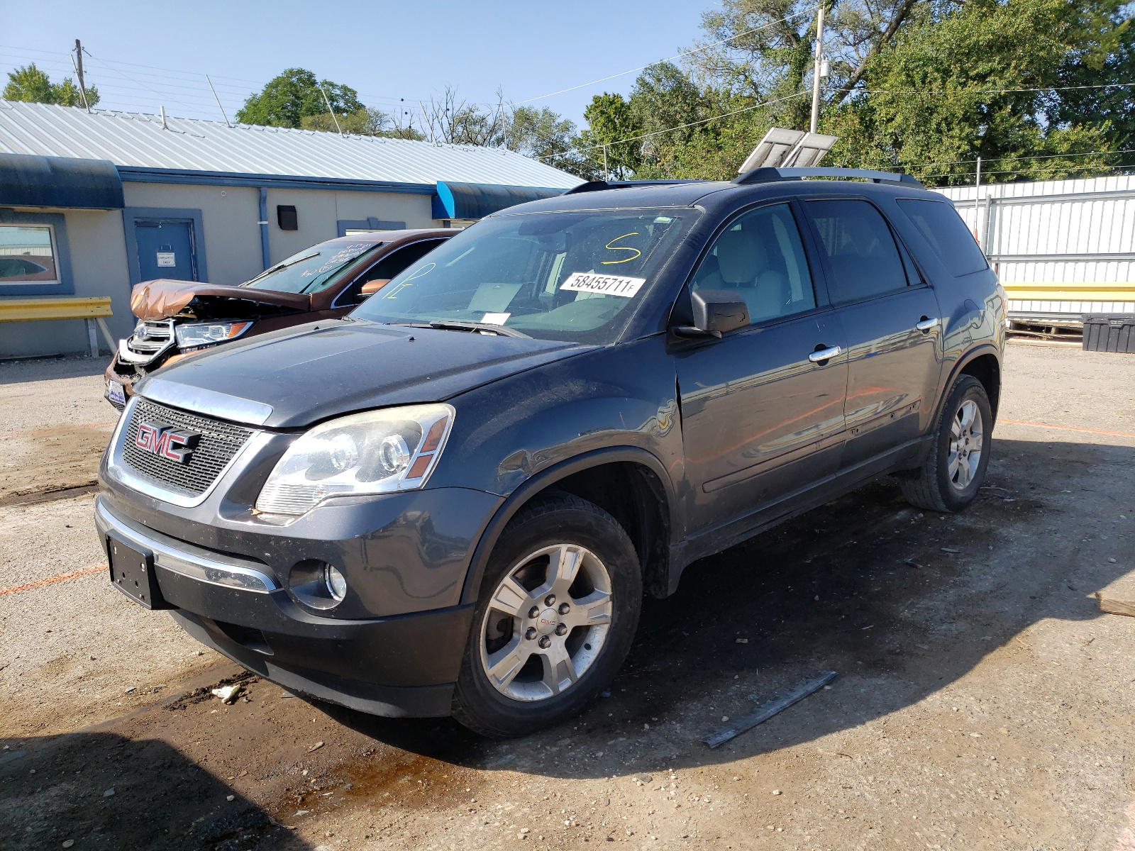 Photo 2 from auction – 2011 GMC ACADIA SLE with VIN 1GKKRPED0BJ199507