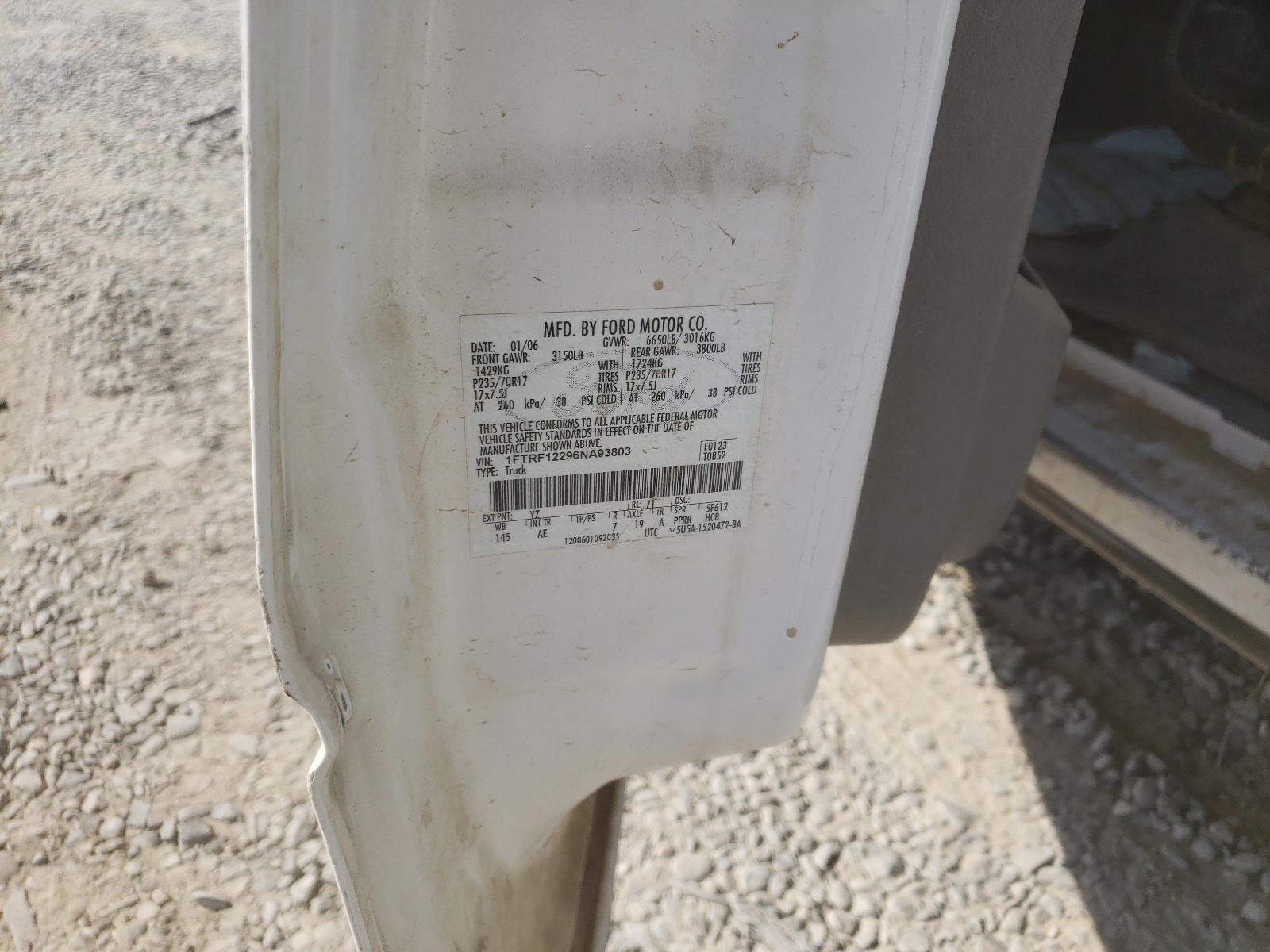 Photo 10 from auction – 2006 FORD F150 with VIN 1FTRF12296NA93803