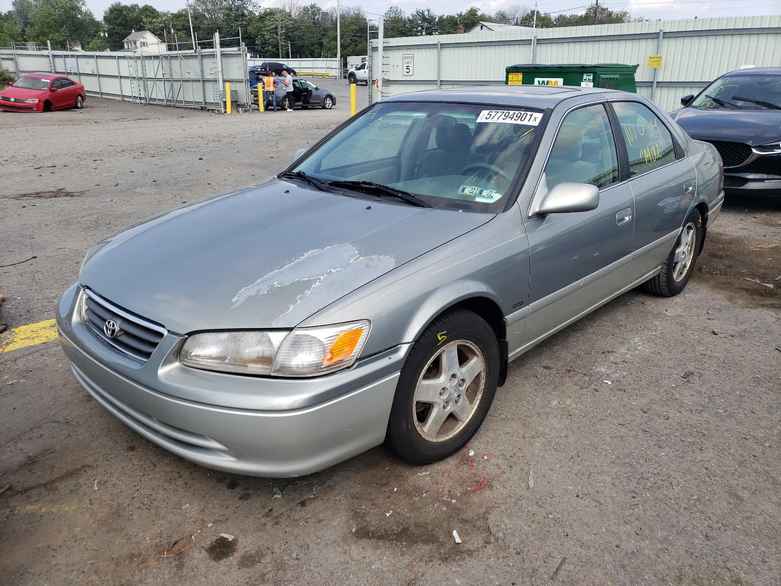 Photo 2 from auction – 2001 TOYOTA CAMRY CE with VIN JT2BF22K110297436