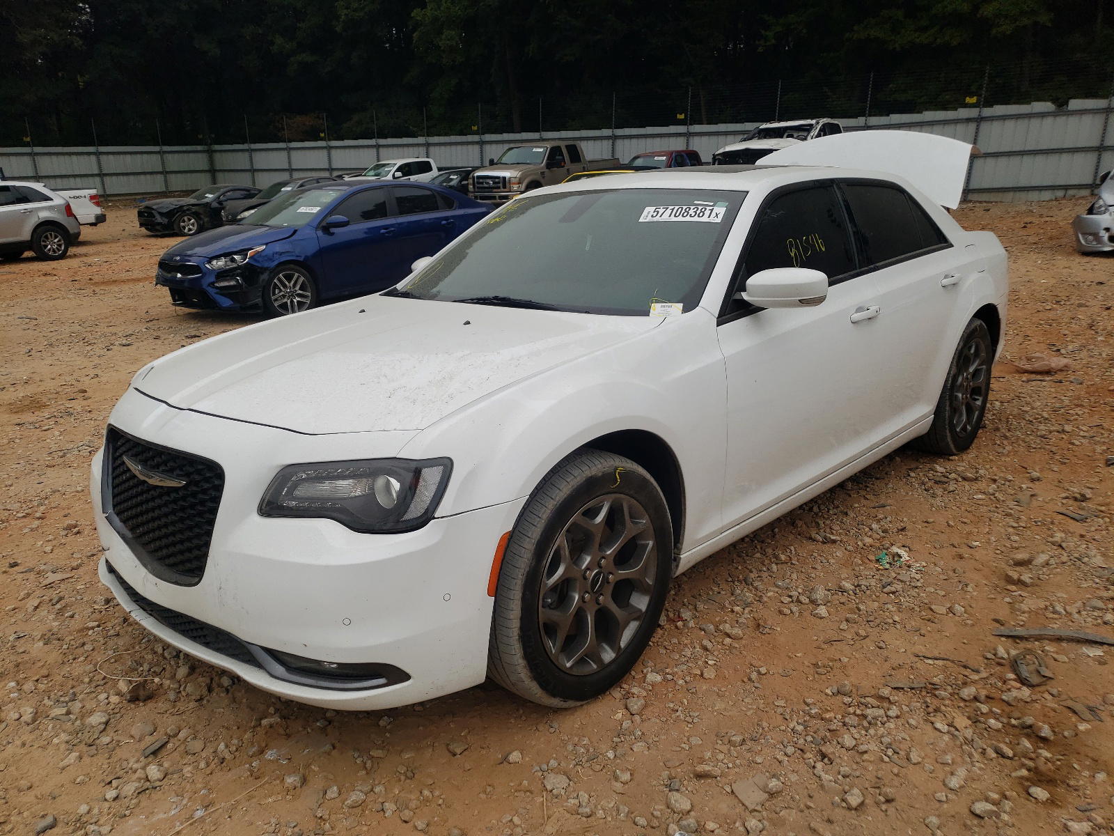 Photo 2 from auction – 2015 CHRYSLER 300 S with VIN 2C3CCAGG1FH876288