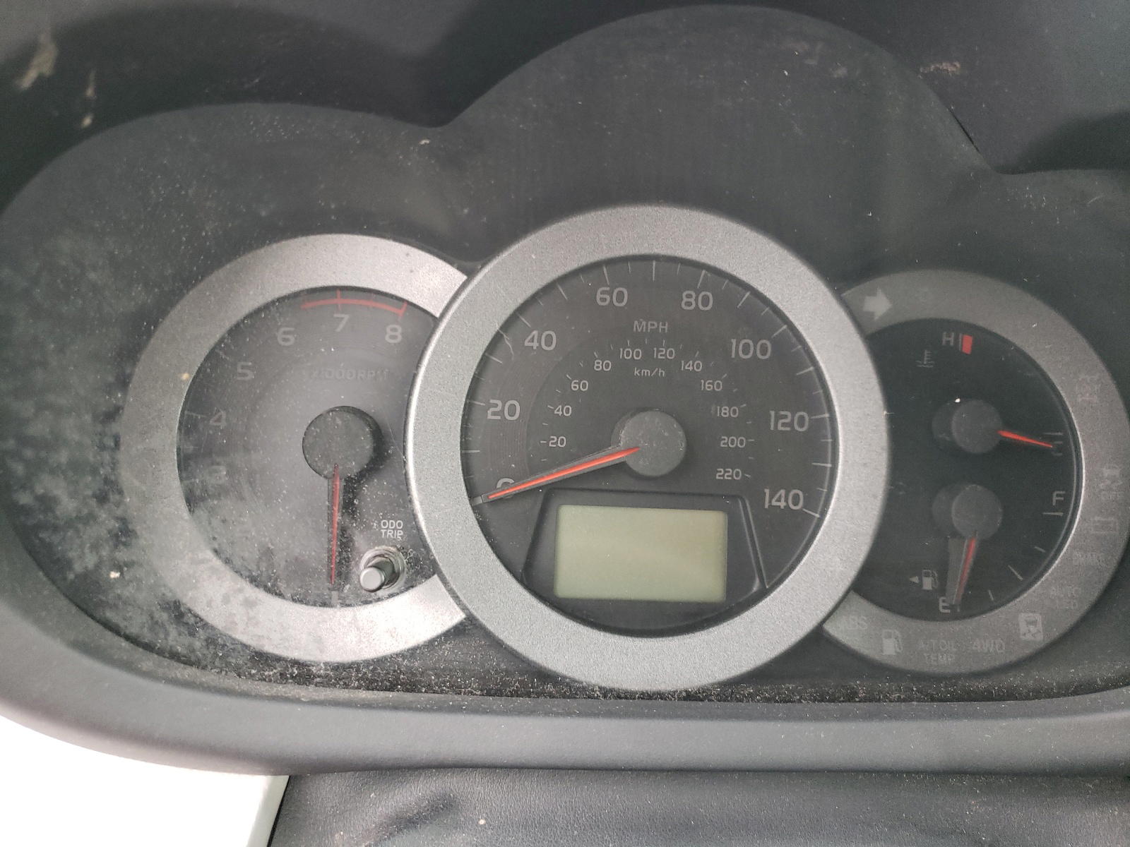 Photo 8 from auction – 2009 TOYOTA RAV4 with VIN JTMBF33V89D016310