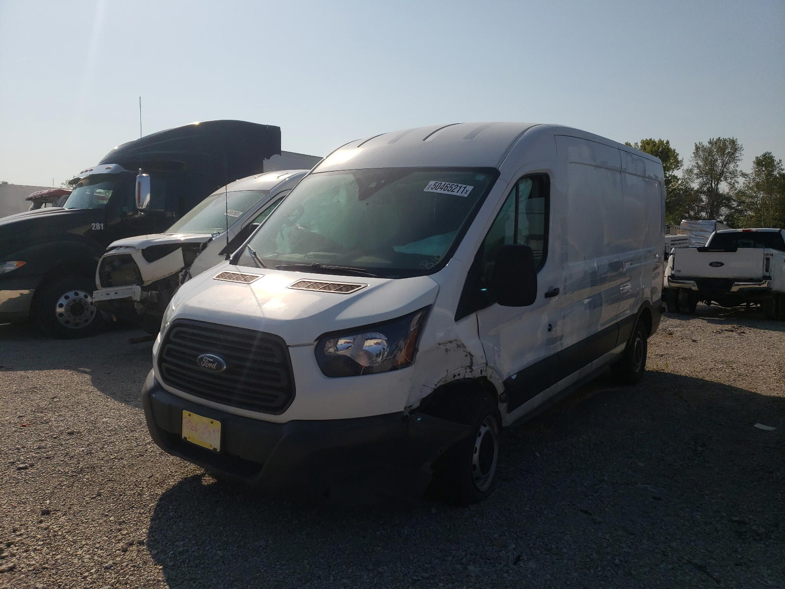 Photo 2 from auction – 2018 FORD TRANSIT T- with VIN 1FTYR2CM7JKA55537