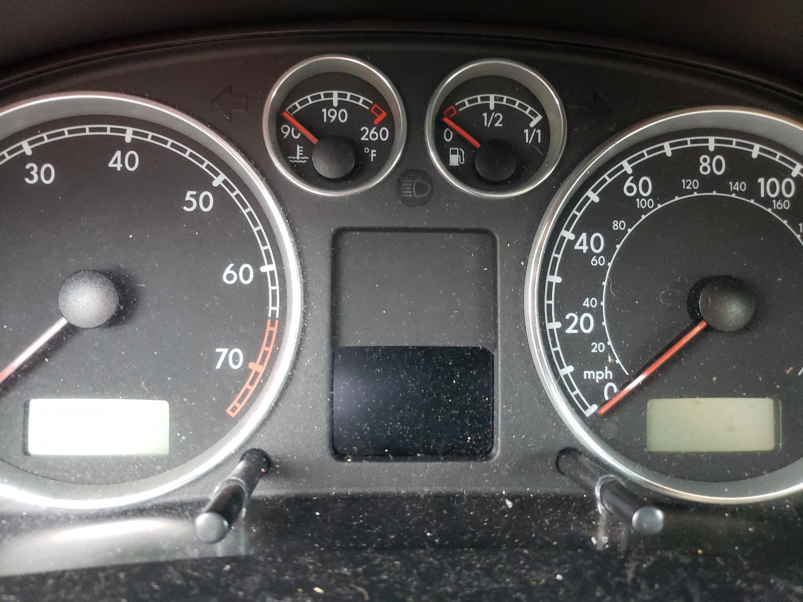 Photo 8 from auction – 2004 VOLKSWAGEN PASSAT GLX with VIN WVWRH63B04P142314