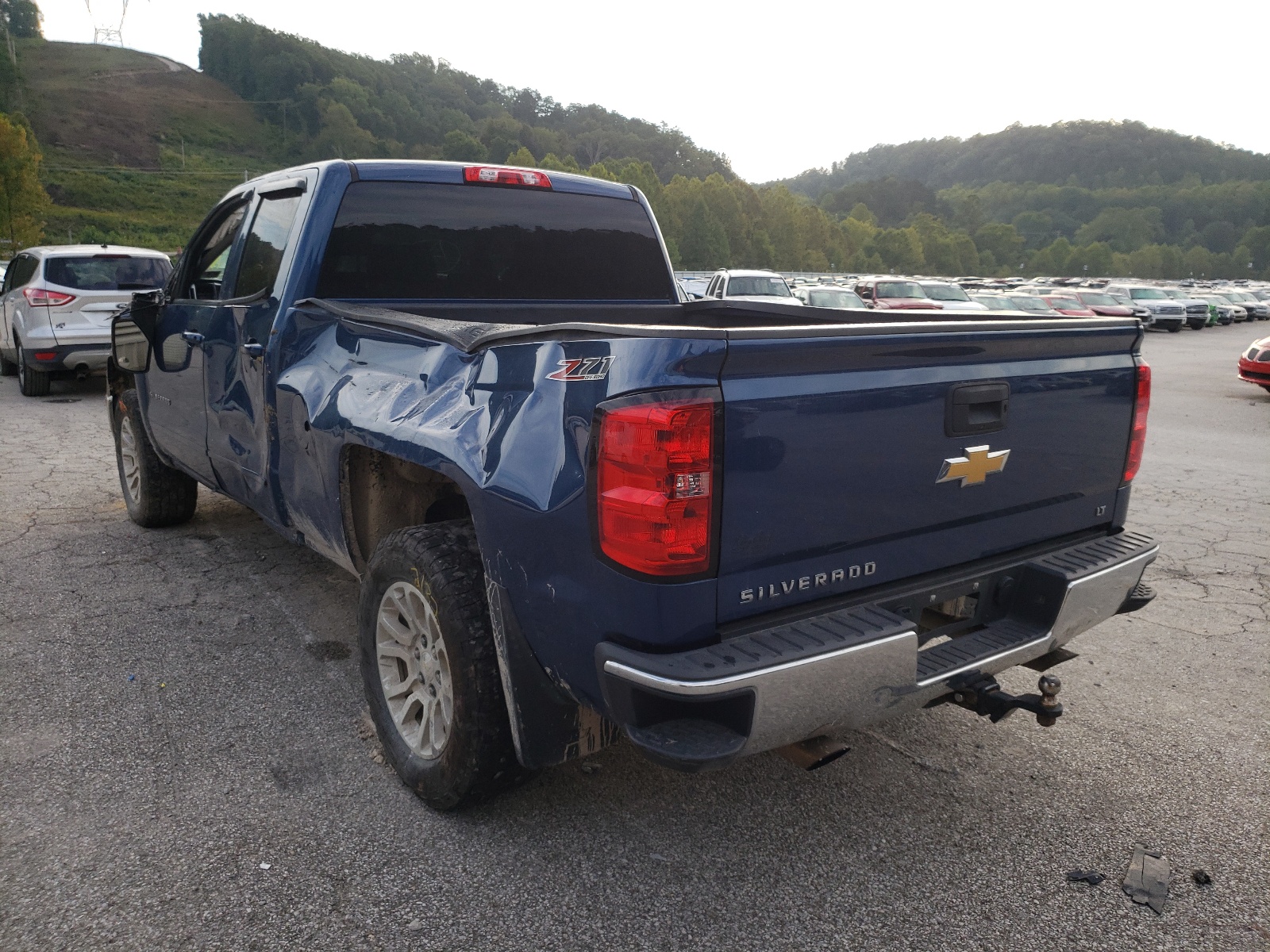 Photo 3 from auction – 2015 CHEVROLET SILVERADO with VIN 1GCVKREC9FZ401896