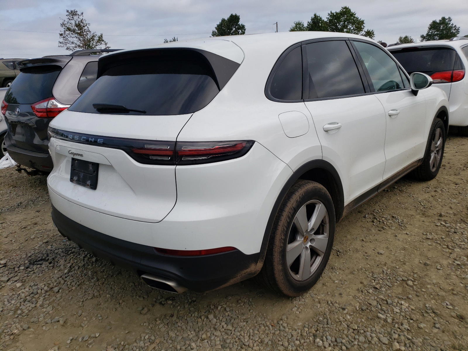 Photo 4 from auction – 2019 PORSCHE CAYENNE with VIN WP1AA2AY9KDA01787
