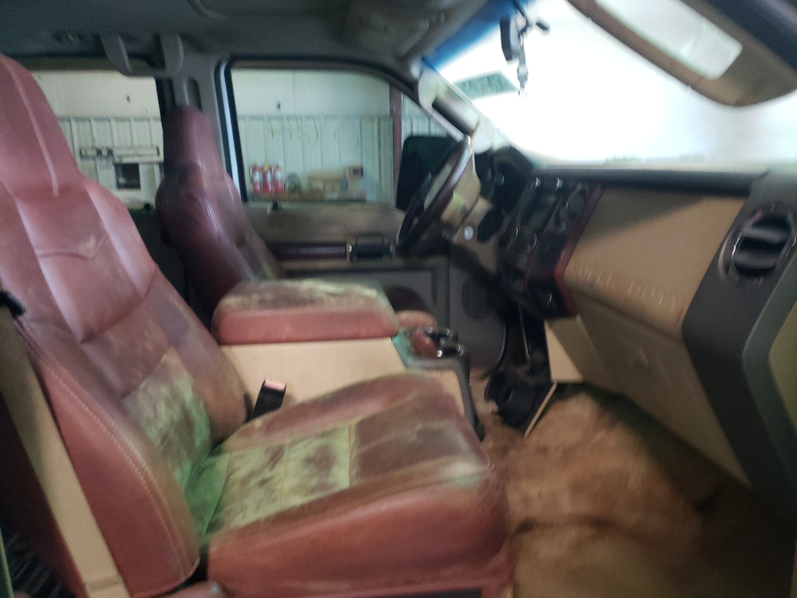 Photo 5 from auction – 2010 FORD F250 SUPER with VIN 1FTSW2BR0AEB42092