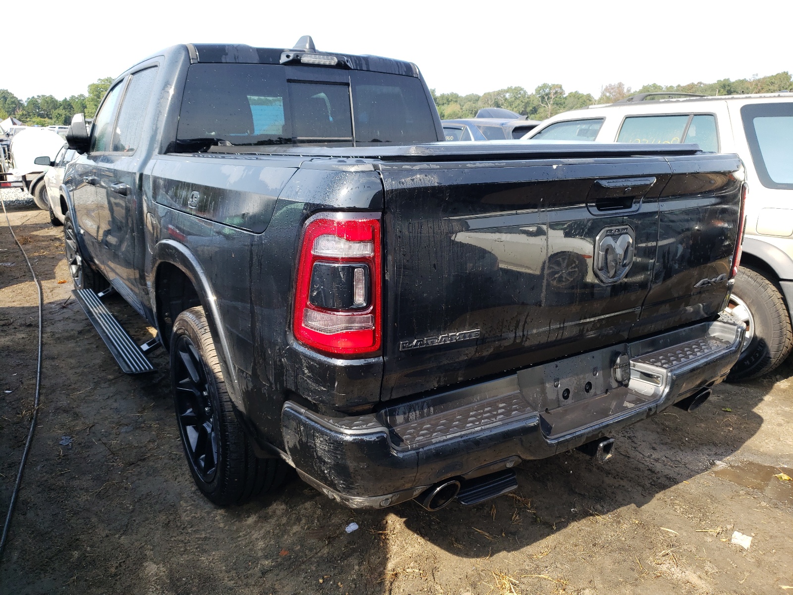 Photo 3 from auction – 2021 RAM 1500 LARAM with VIN 1C6SRFJT6MN568473