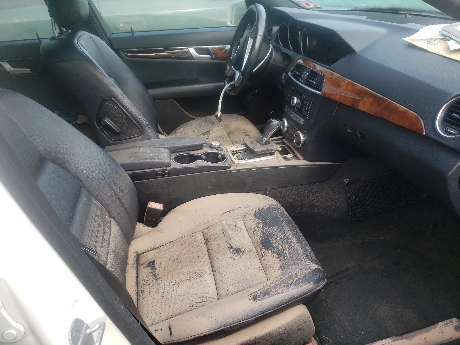 Photo 5 from auction – 2012 MERCEDES-BENZ C 300 4MAT with VIN WDDGF8BB5CA623709