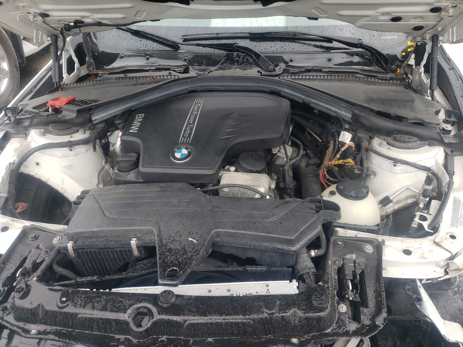 Photo 7 from auction – 2014 BMW 320 I XDRI with VIN WBA3C3C51EPV90296