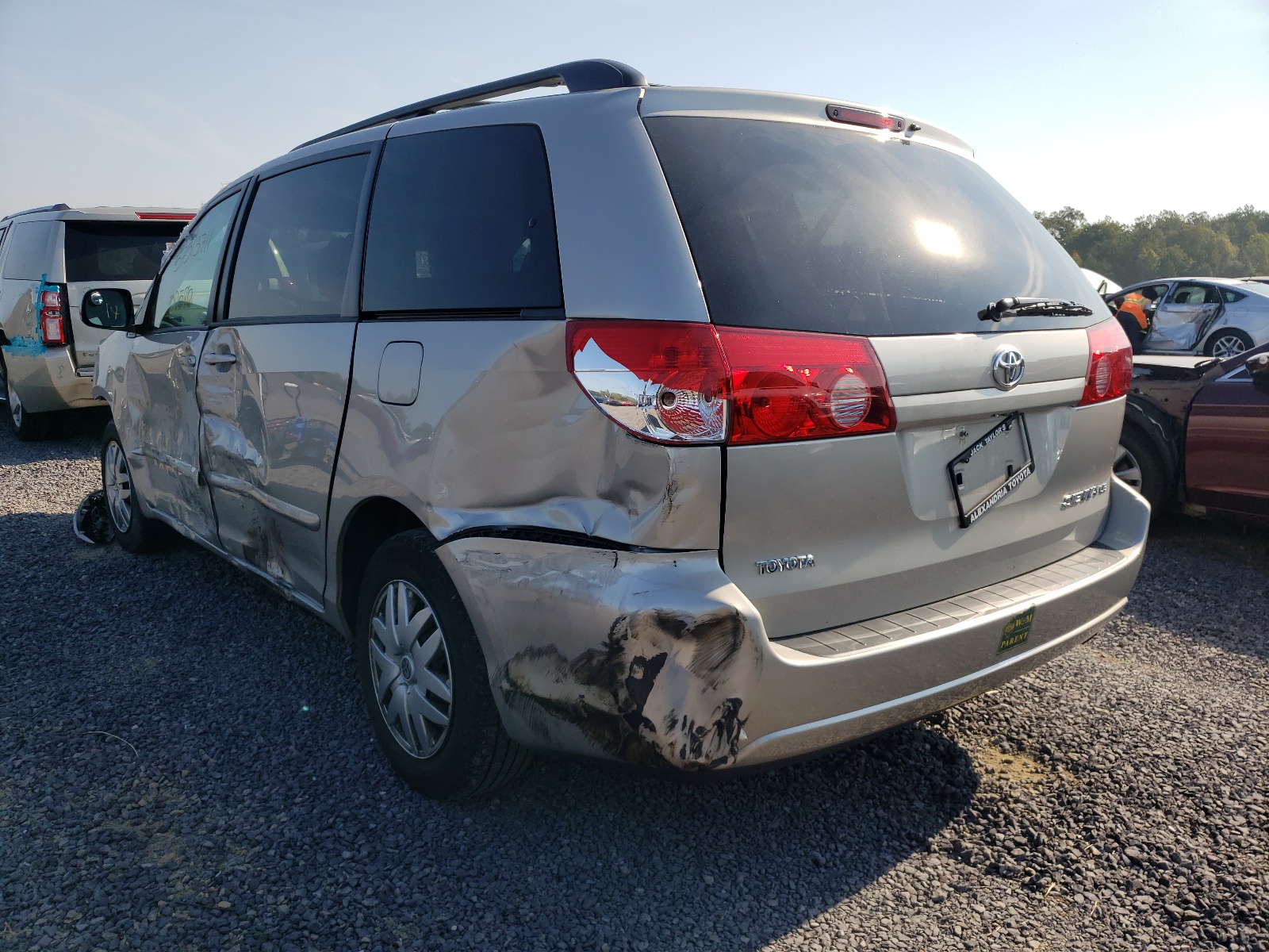 Photo 3 from auction – 2007 TOYOTA SIENNA CE with VIN 5TDZK23CX7S050155