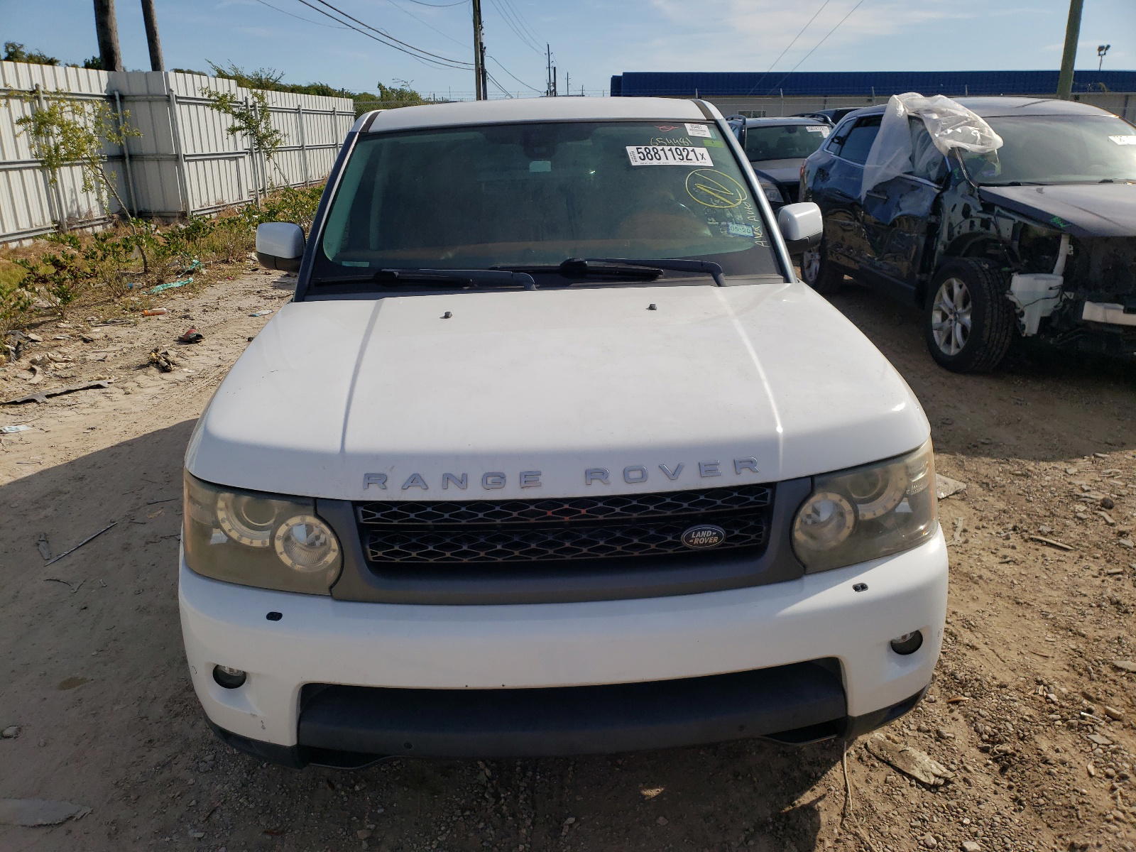 Photo 9 from auction – 2011 LAND ROVER RANGE ROVE with VIN SALSK2D4XBA707138
