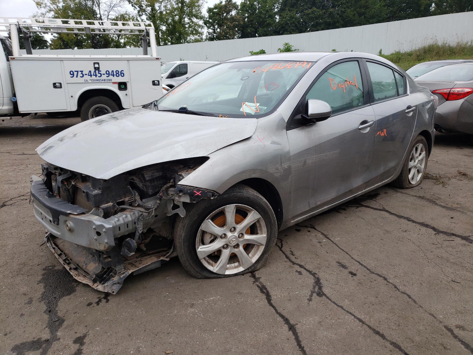 Photo 2 from auction – 2010 MAZDA 3 I with VIN JM1BL1SG3A1320490