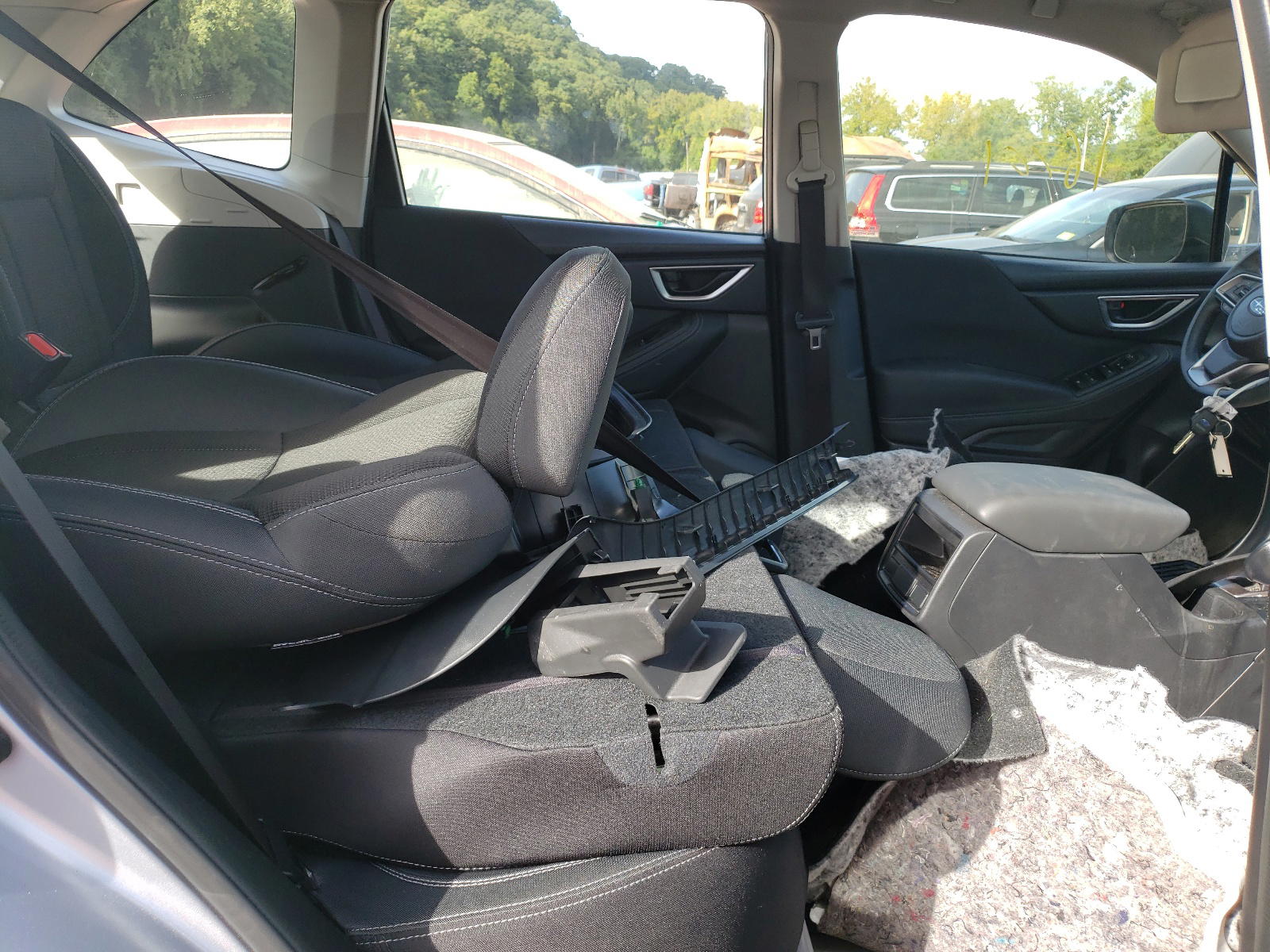 Photo 6 from auction – 2020 SUBARU FORESTER with VIN JF2SKADC0LH566423