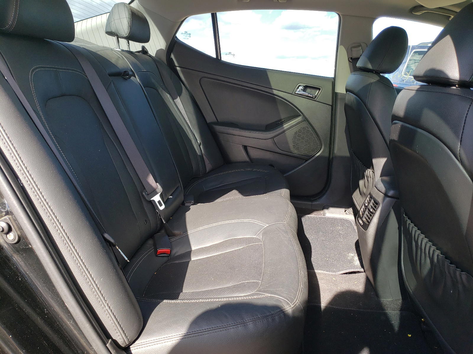 Photo 6 from auction – 2012 KIA OPTIMA EX with VIN KNAGN4A60C5264334