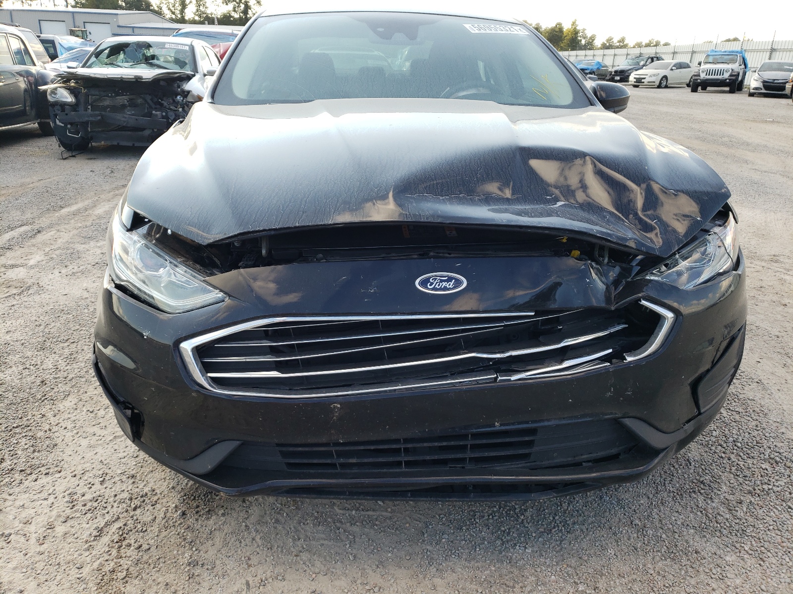 Photo 9 from auction – 2019 FORD FUSION SE with VIN 3FA6P0HD6KR229255