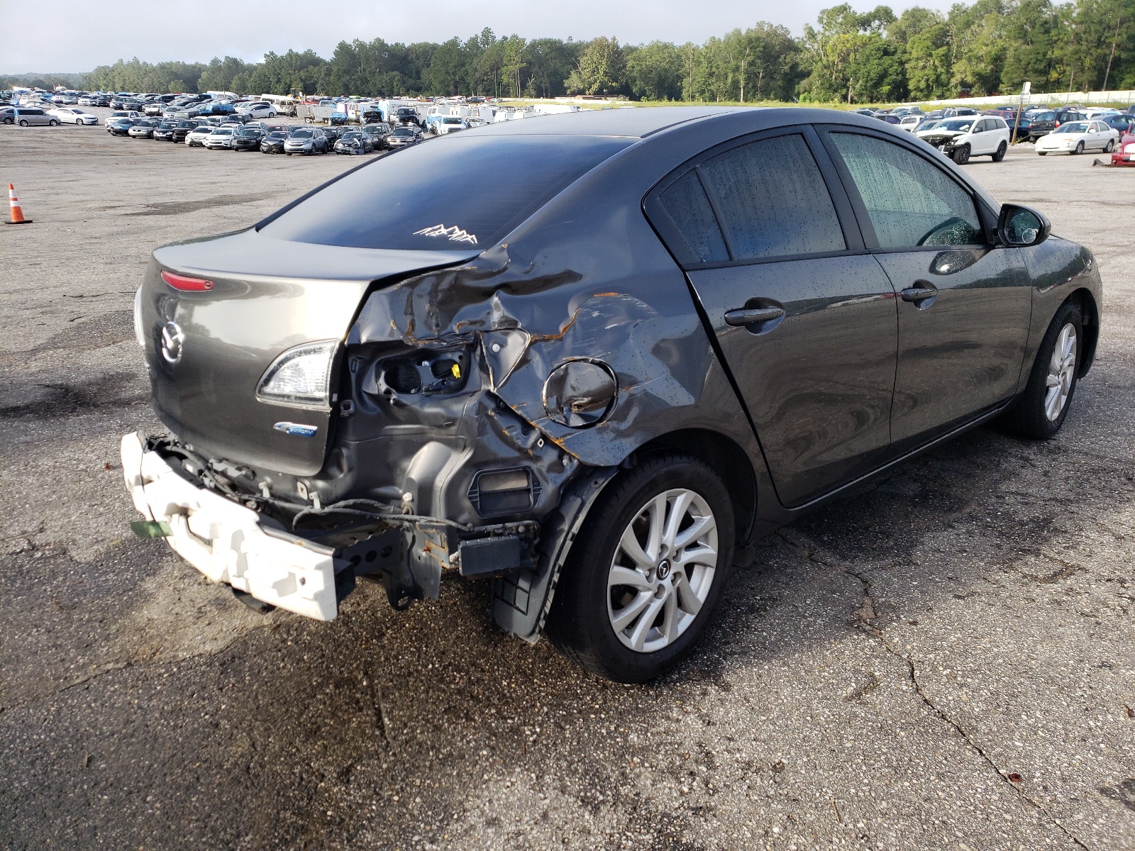 Photo 4 from auction – 2013 MAZDA 3 I with VIN JM1BL1V7XD1818900